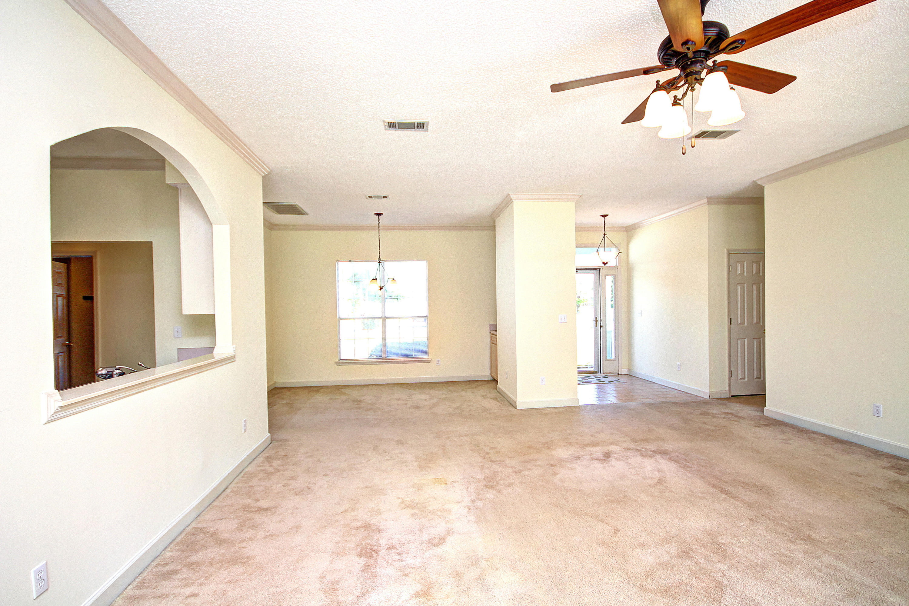 Ridge Wood Manor - Residential