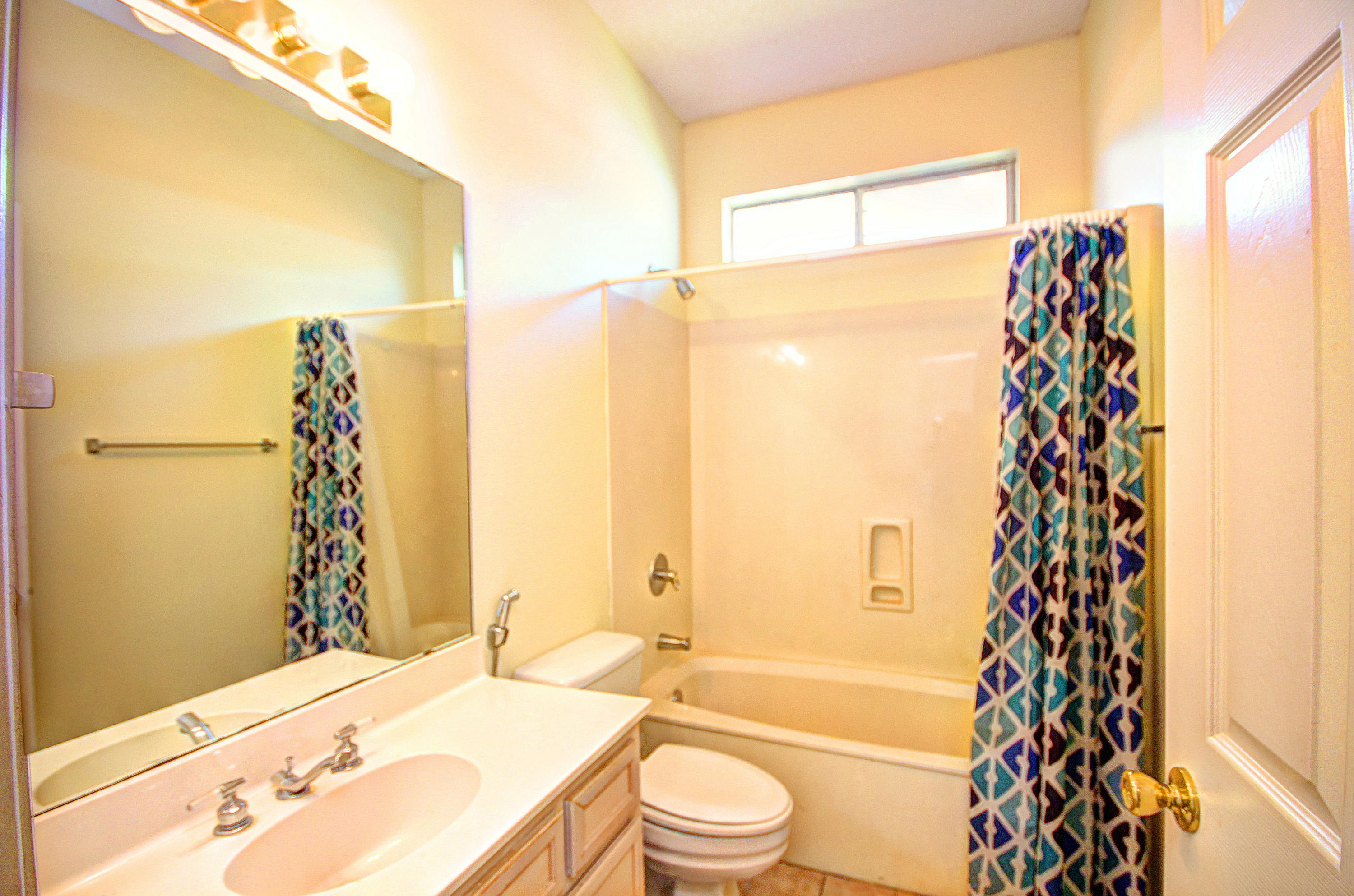 Ridge Wood Manor - Residential