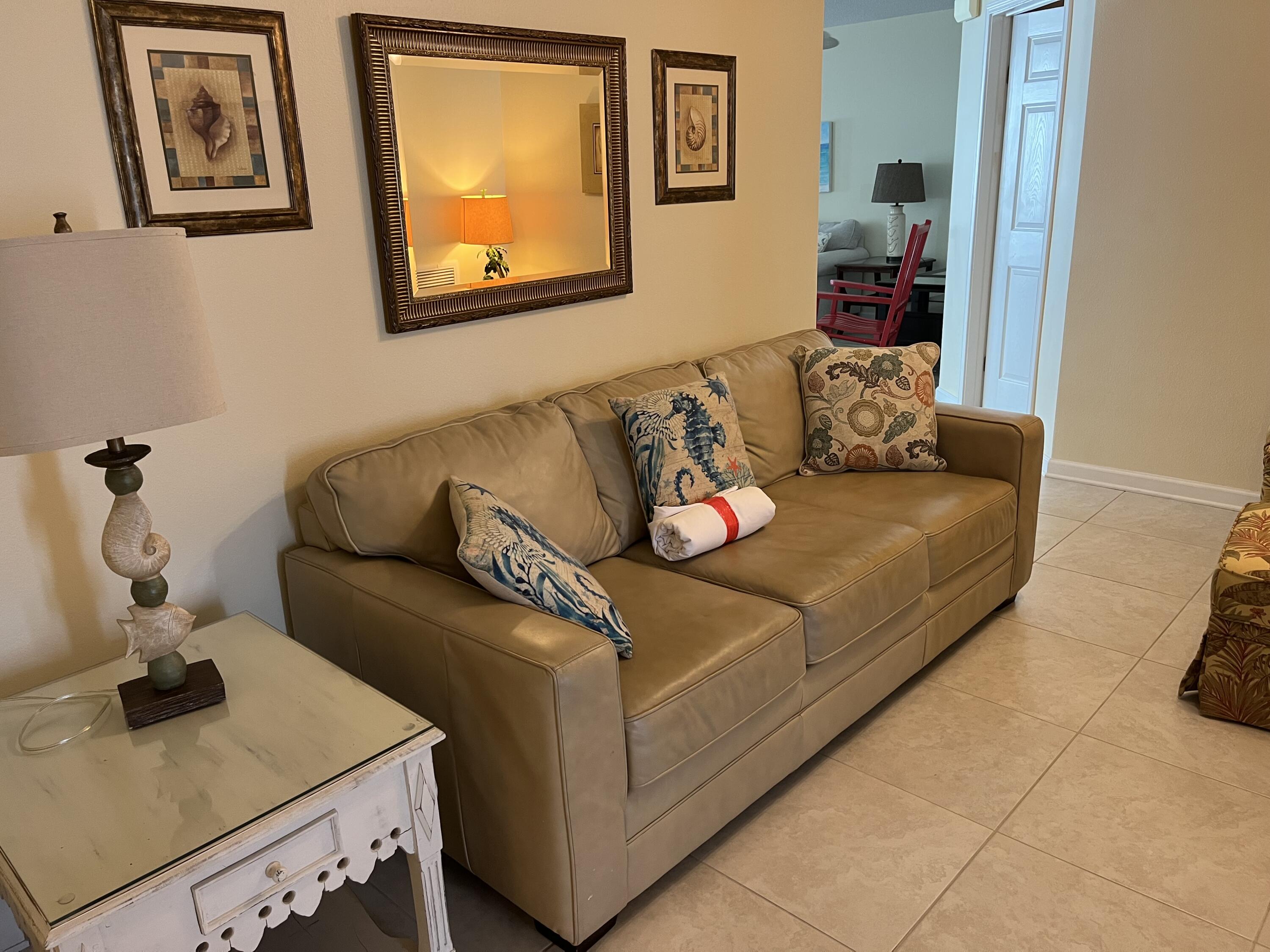 The Palms Condo - Residential