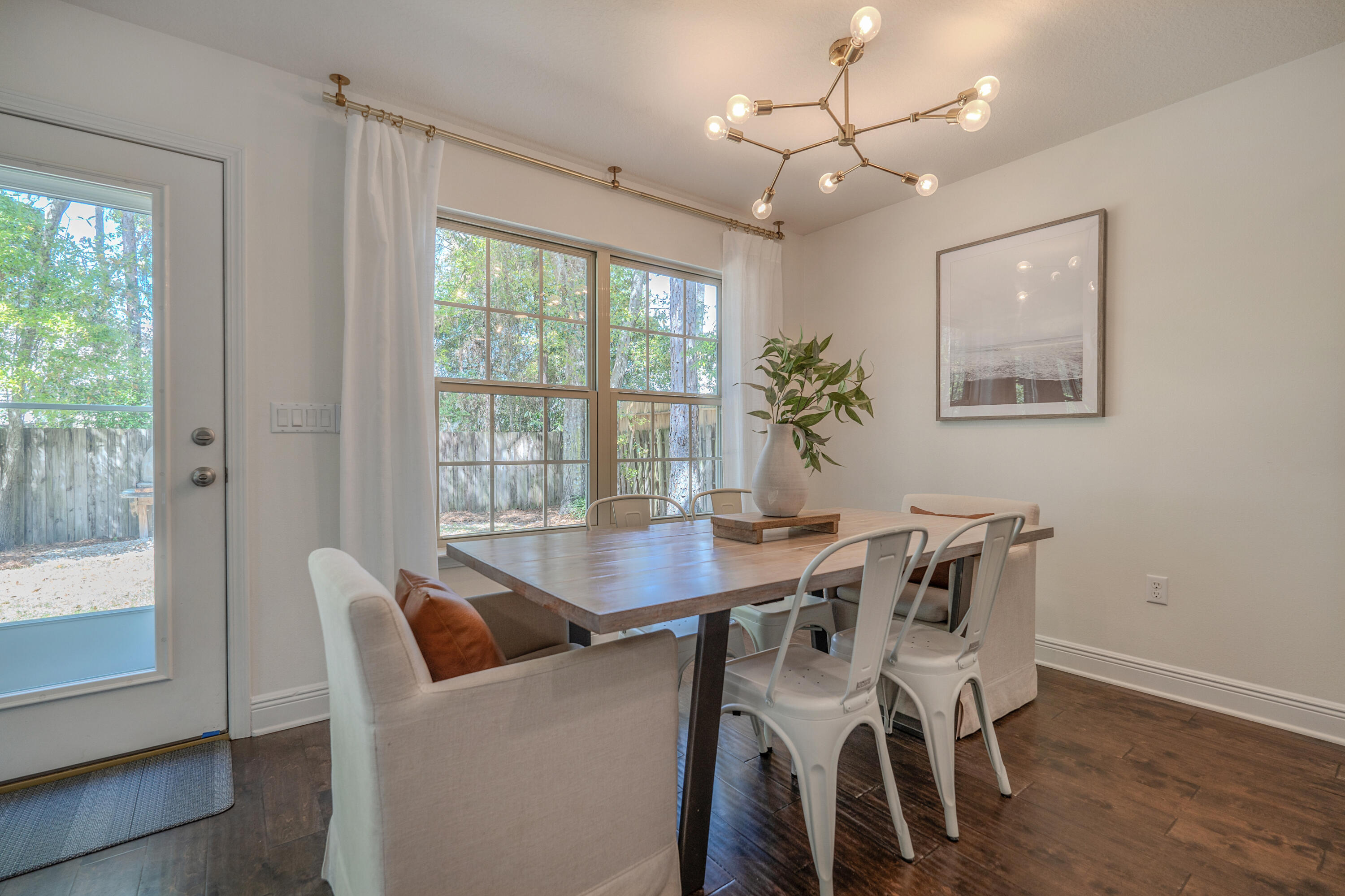 EAGLE BAY - Residential