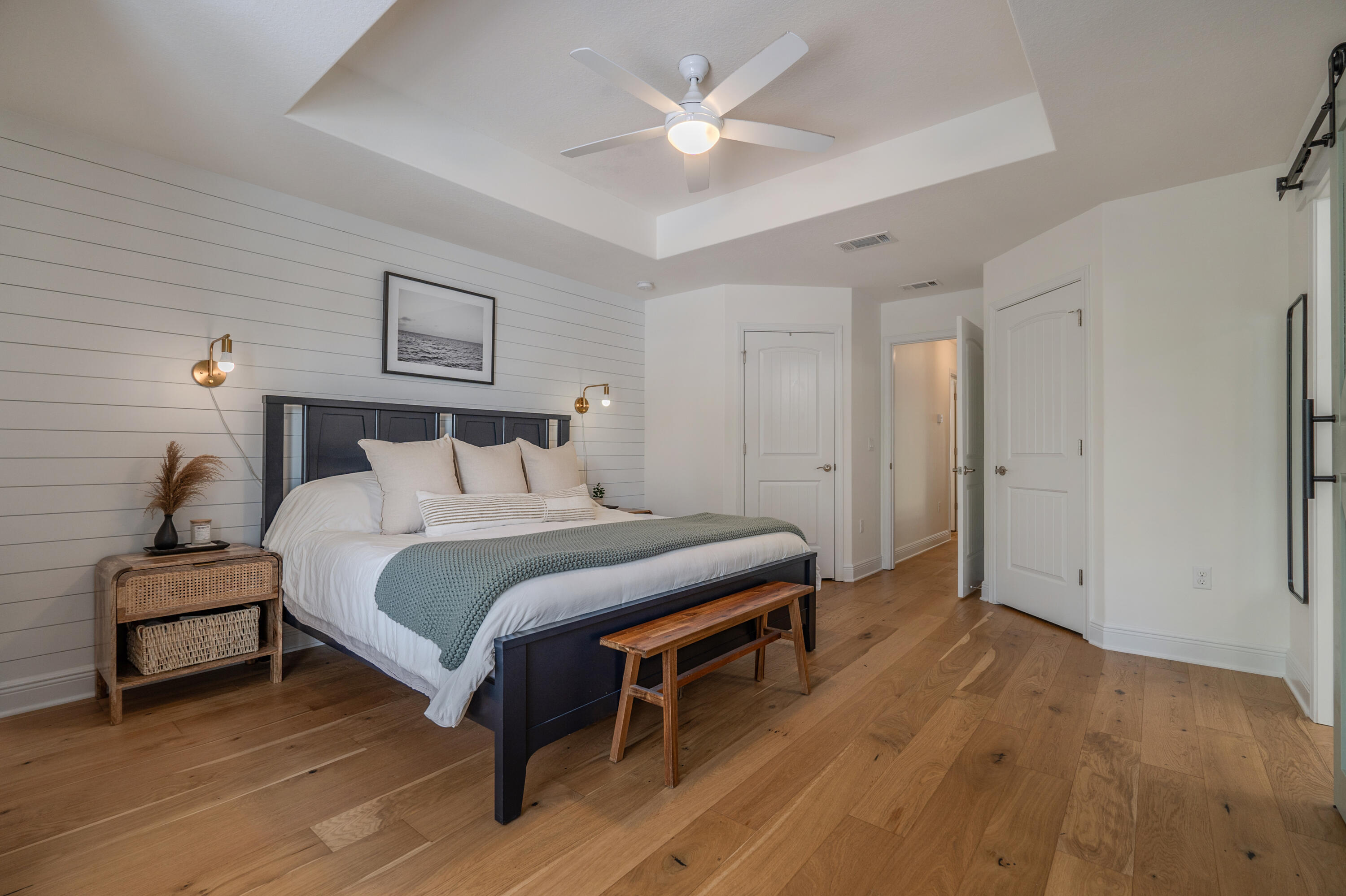 EAGLE BAY - Residential