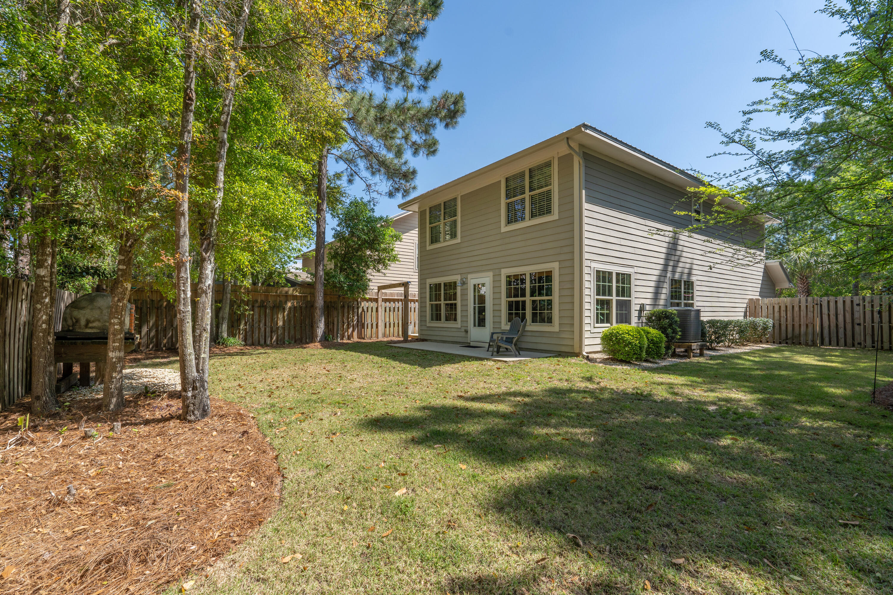 EAGLE BAY - Residential