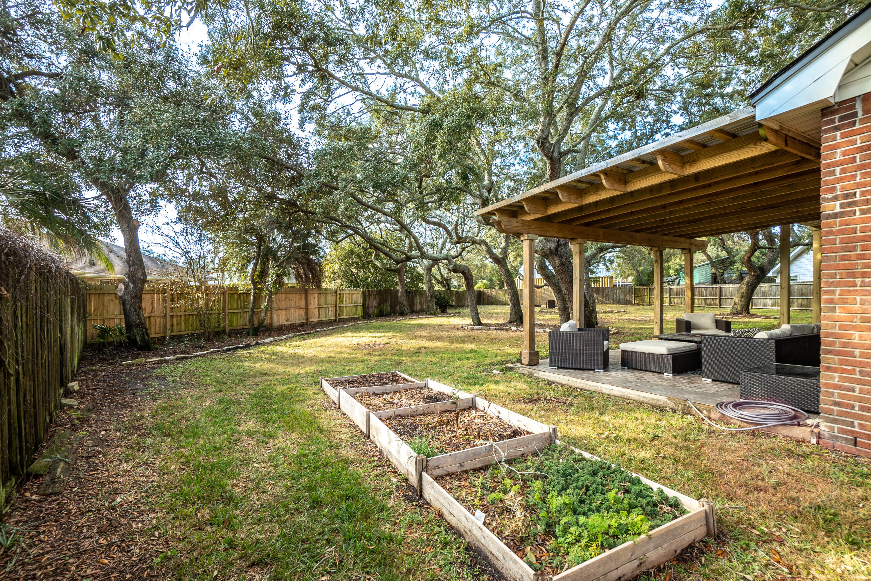 RIDGE WOOD MANOR - Residential
