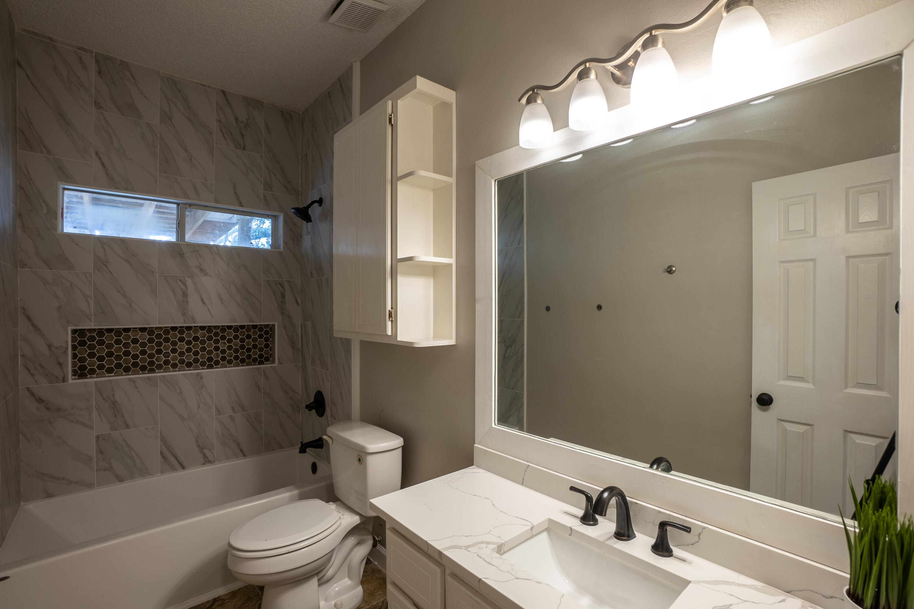 RIDGE WOOD MANOR - Residential
