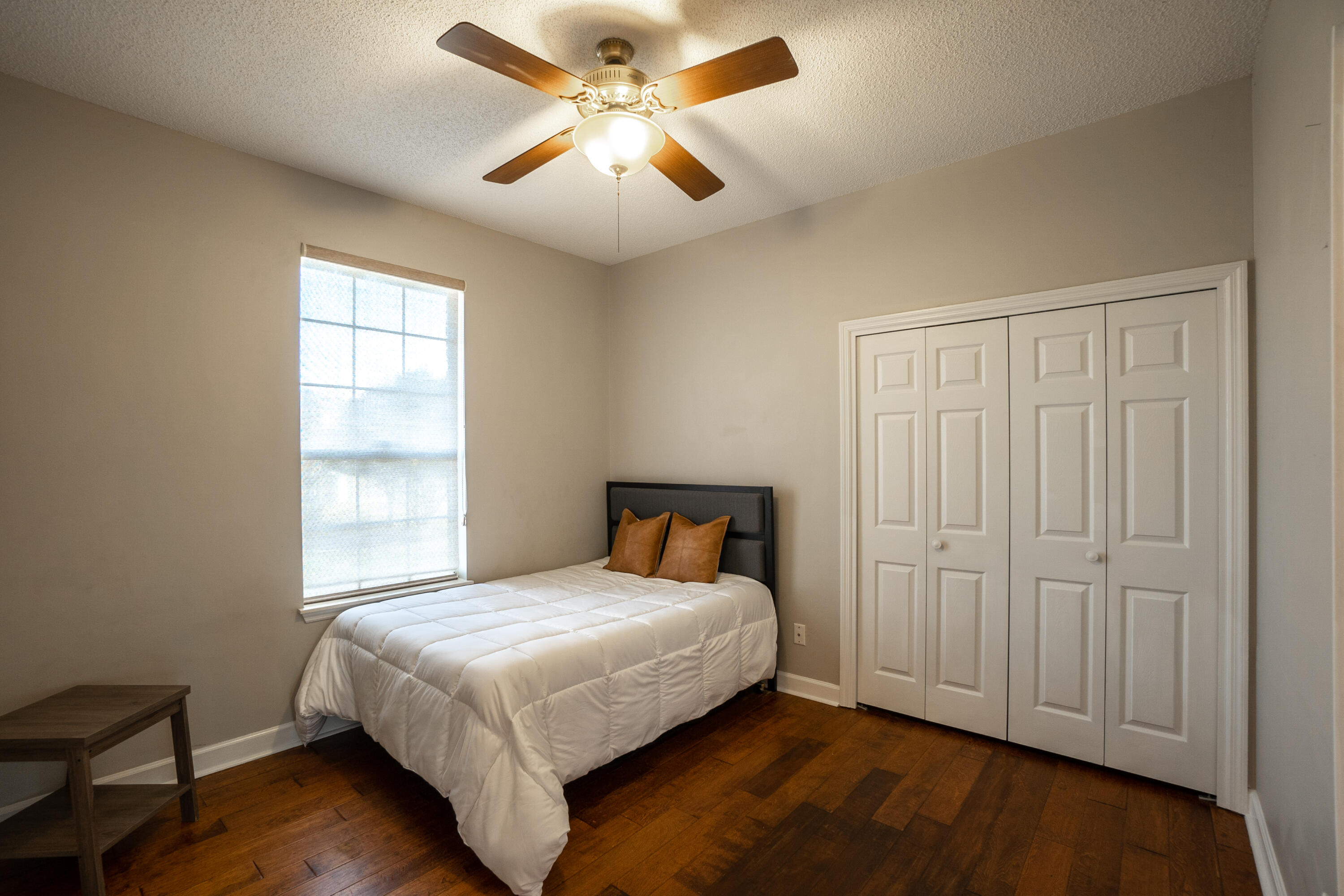RIDGE WOOD MANOR - Residential