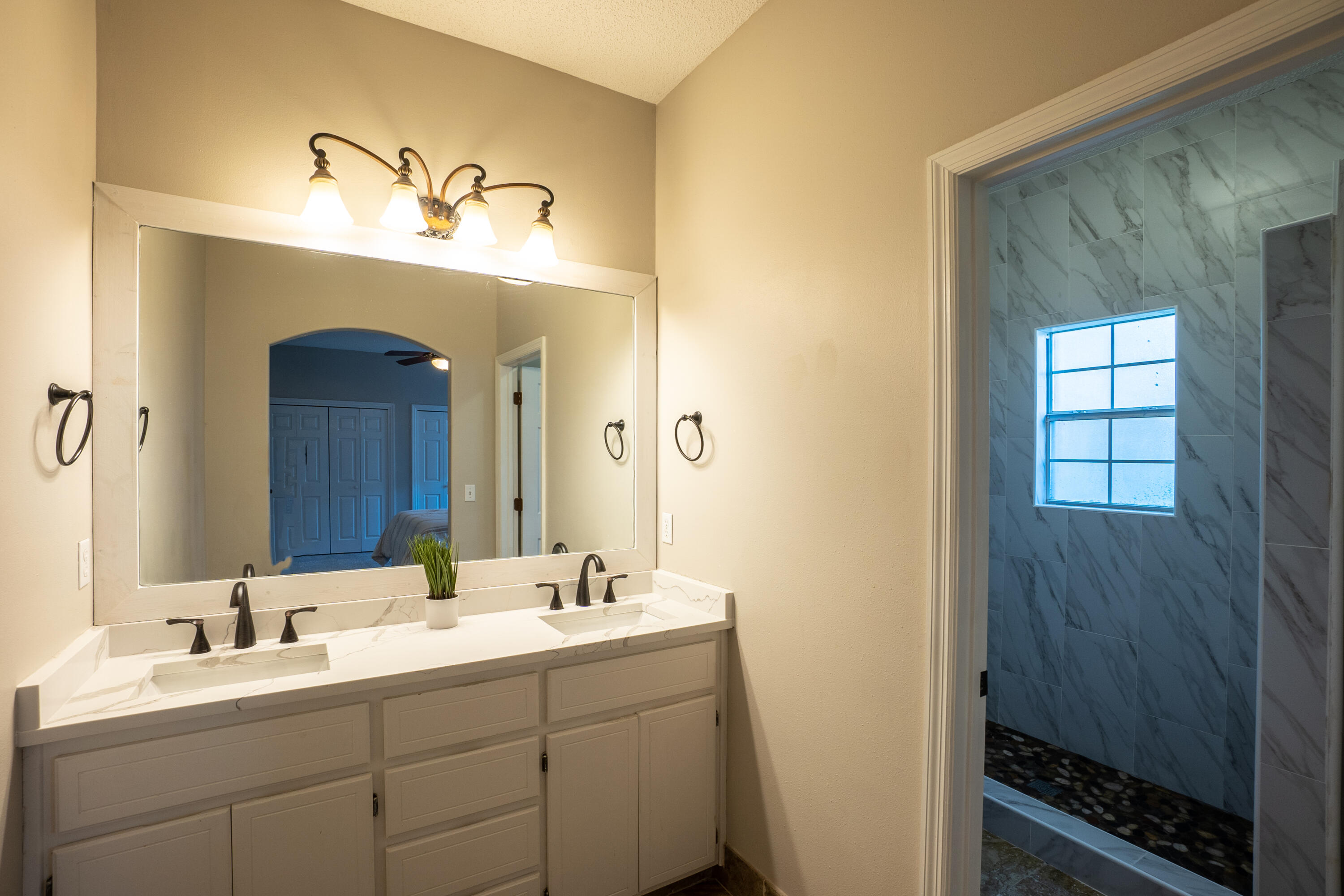 RIDGE WOOD MANOR - Residential