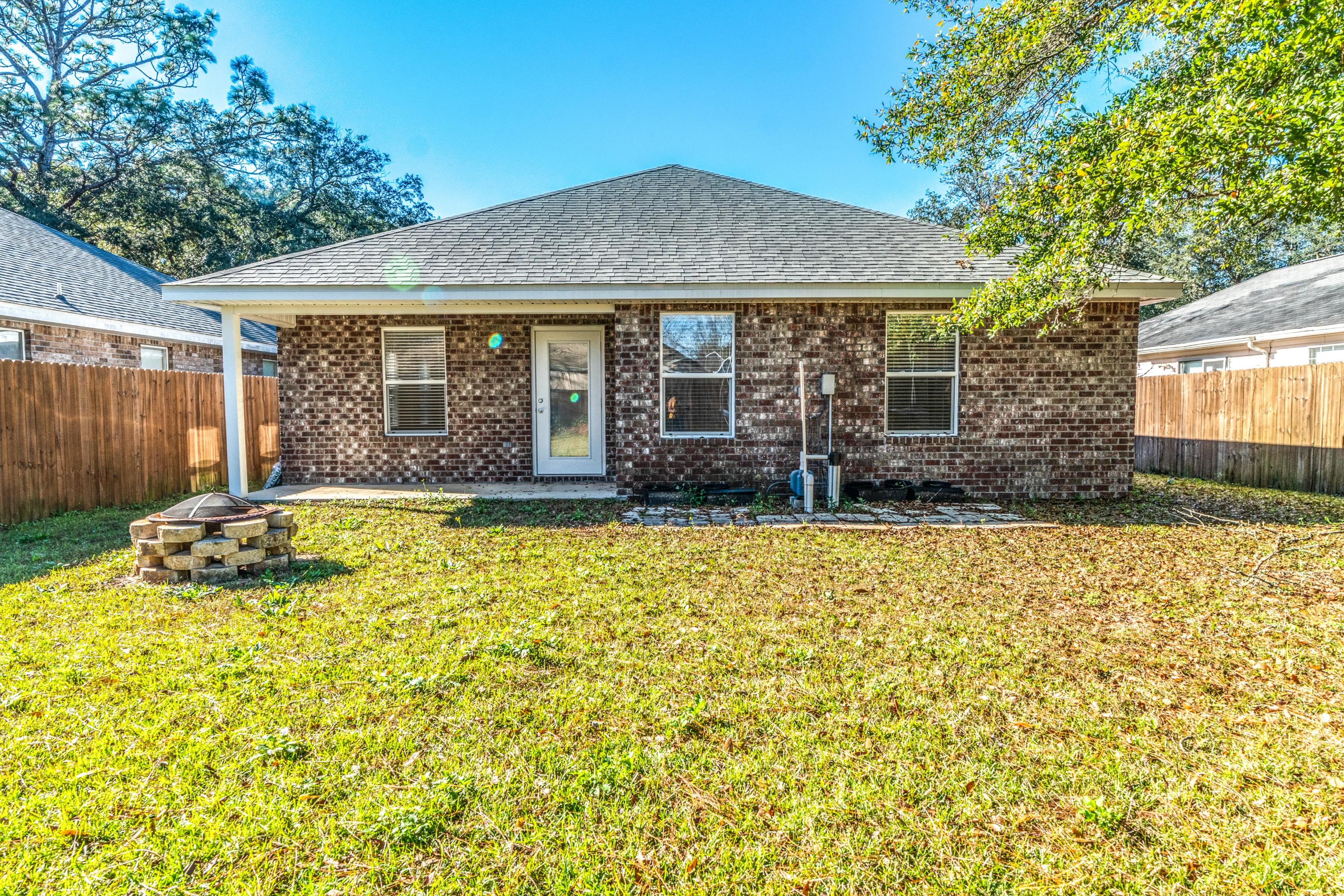 OAK BREEZE - Residential