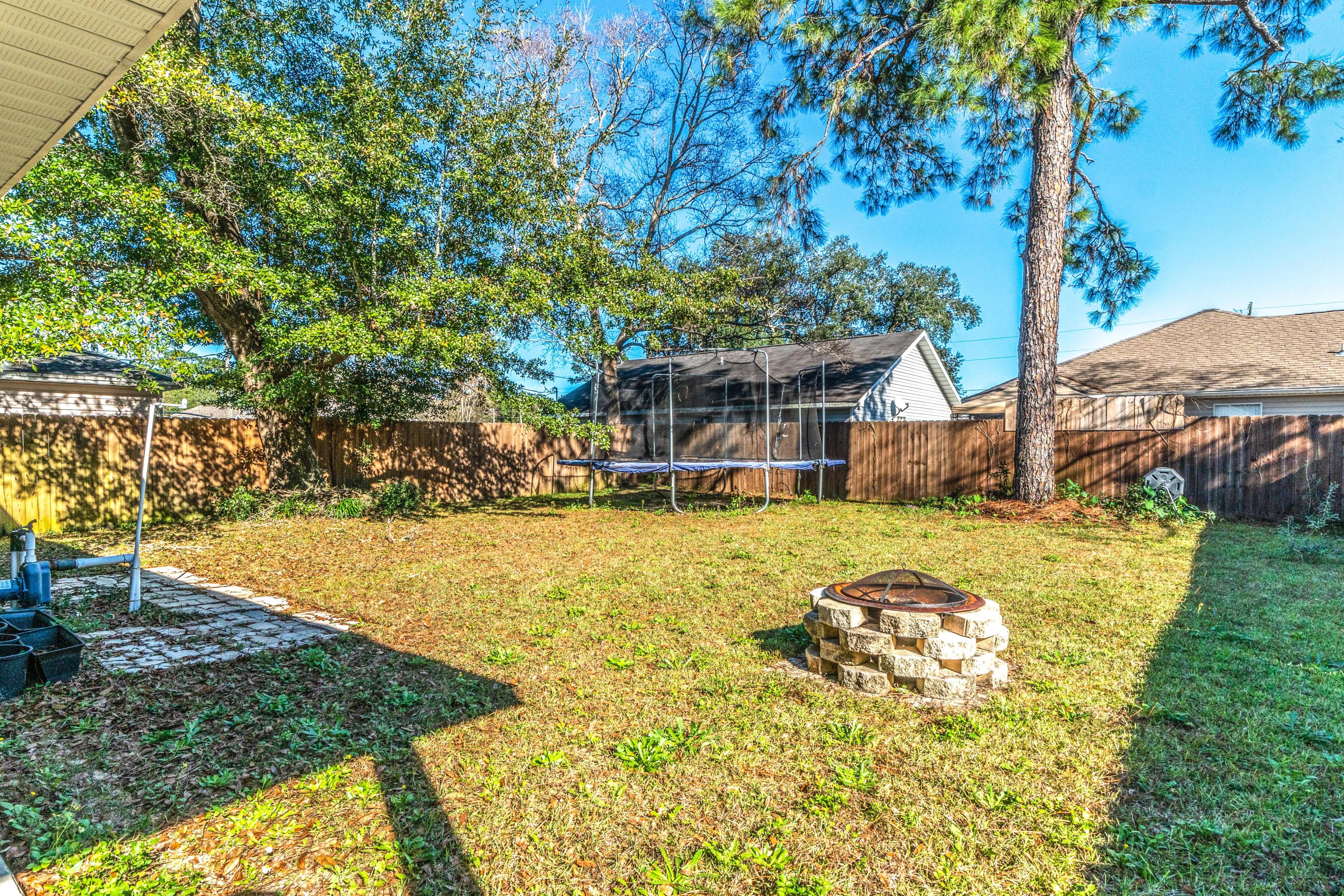 OAK BREEZE - Residential