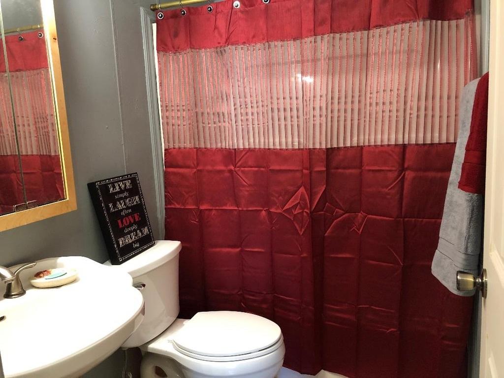 Orlosky House - Residential