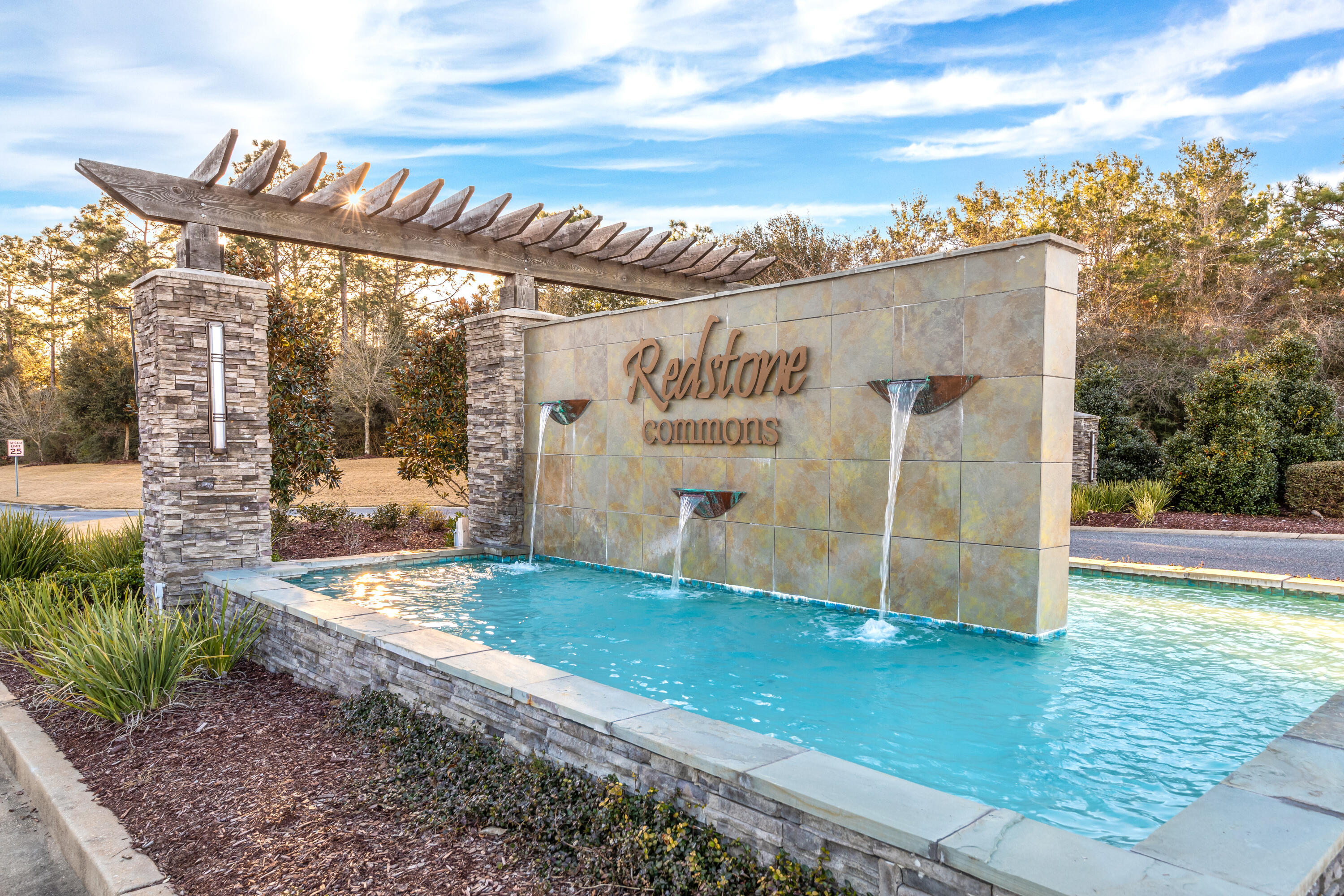 REDSTONE COMMONS - Residential