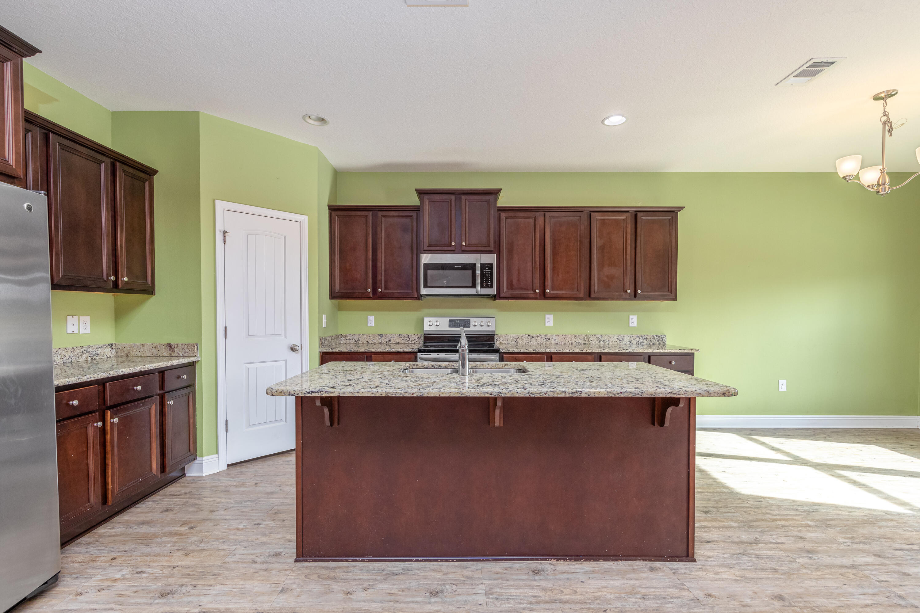 REDSTONE COMMONS - Residential