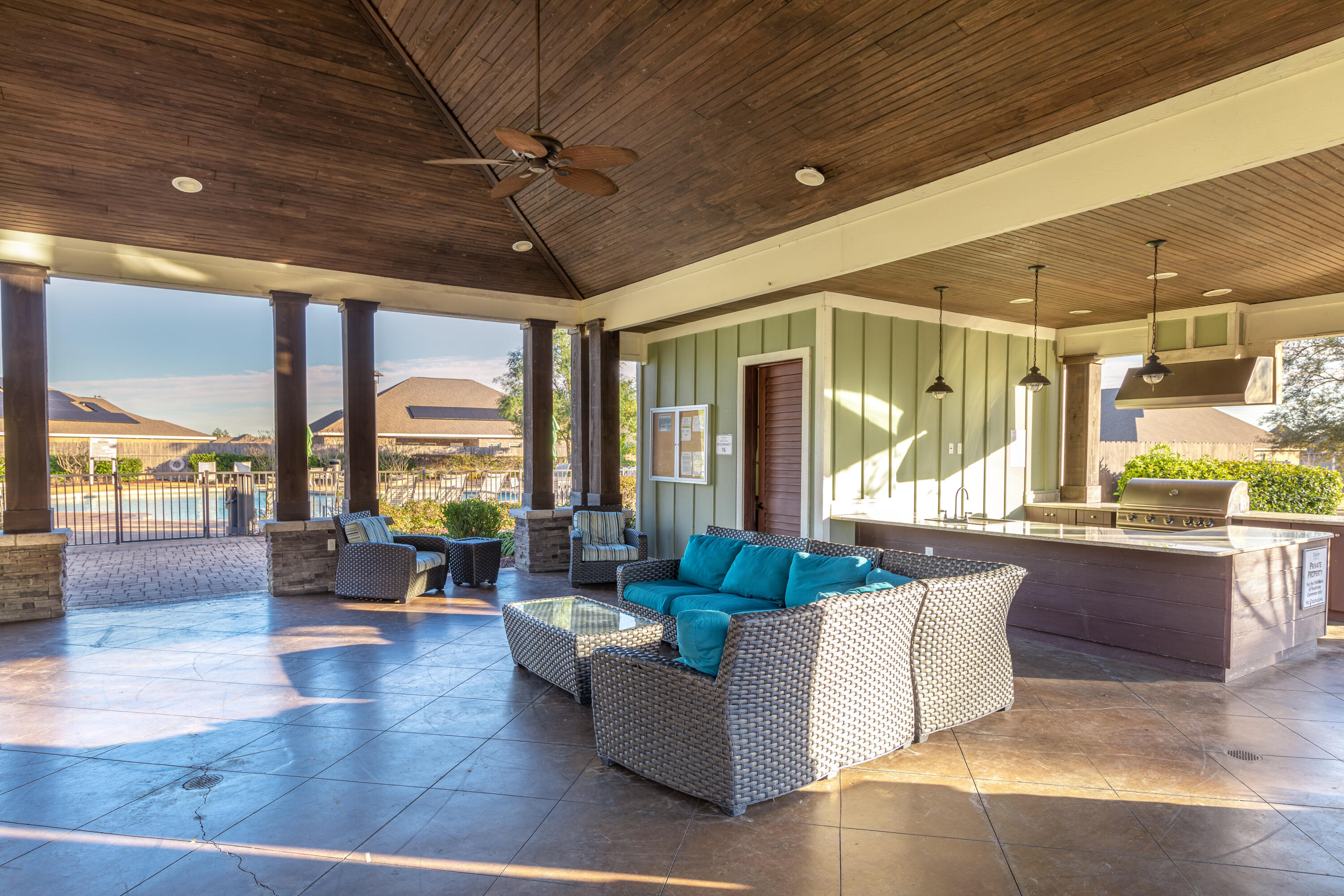 REDSTONE COMMONS - Residential