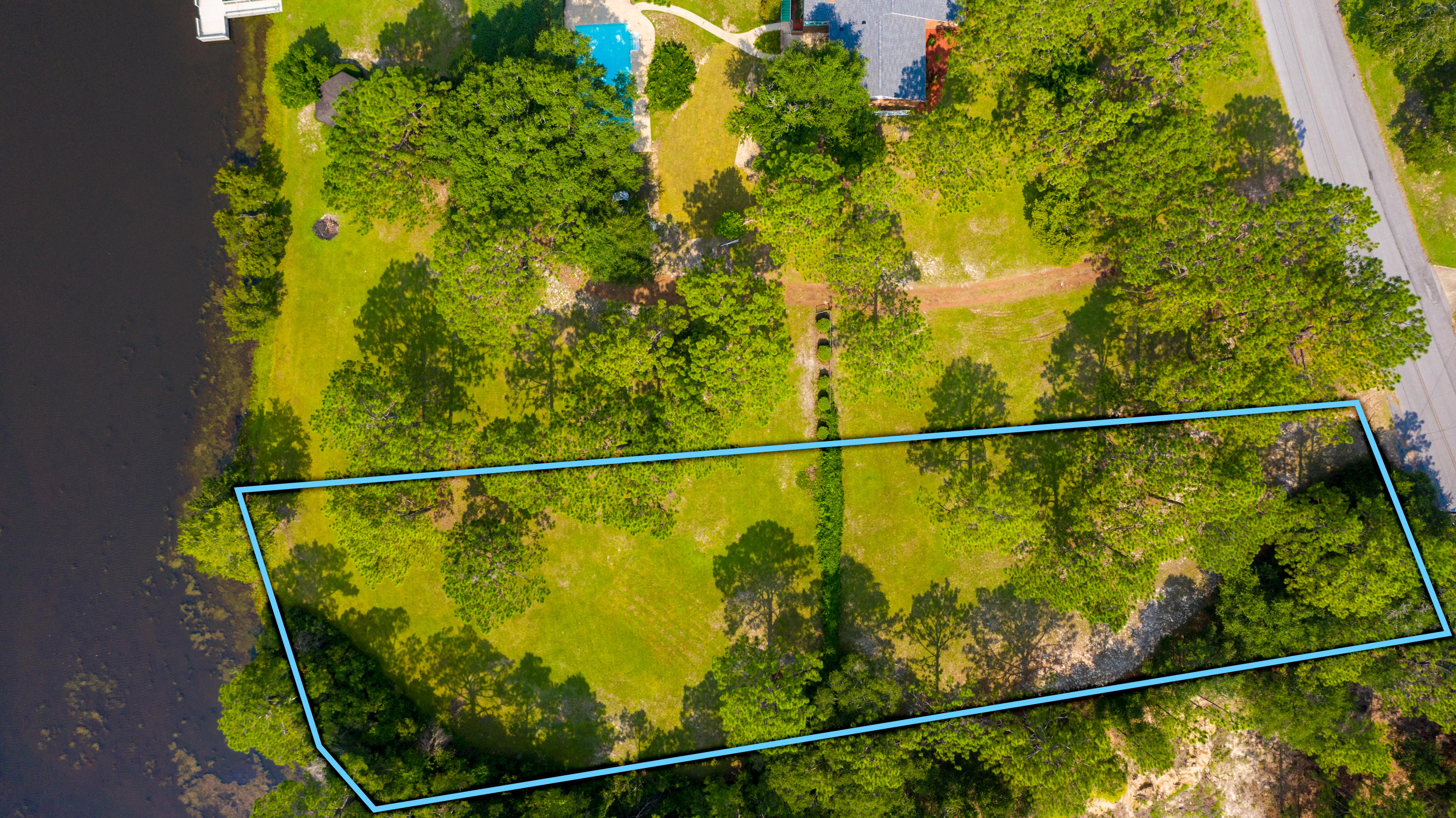 CRESTVIEW SUBURB - Land