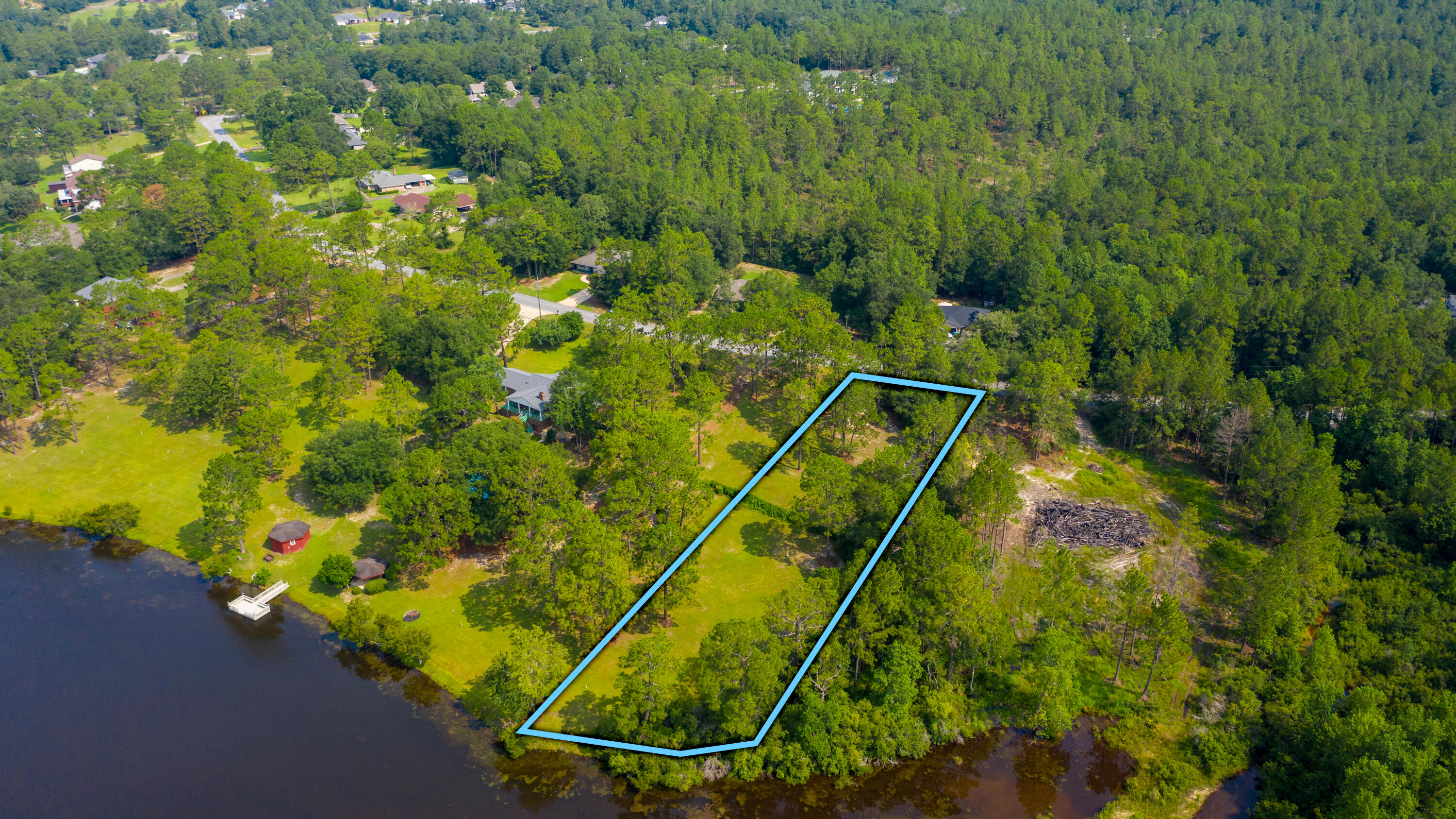 CRESTVIEW SUBURB - Land