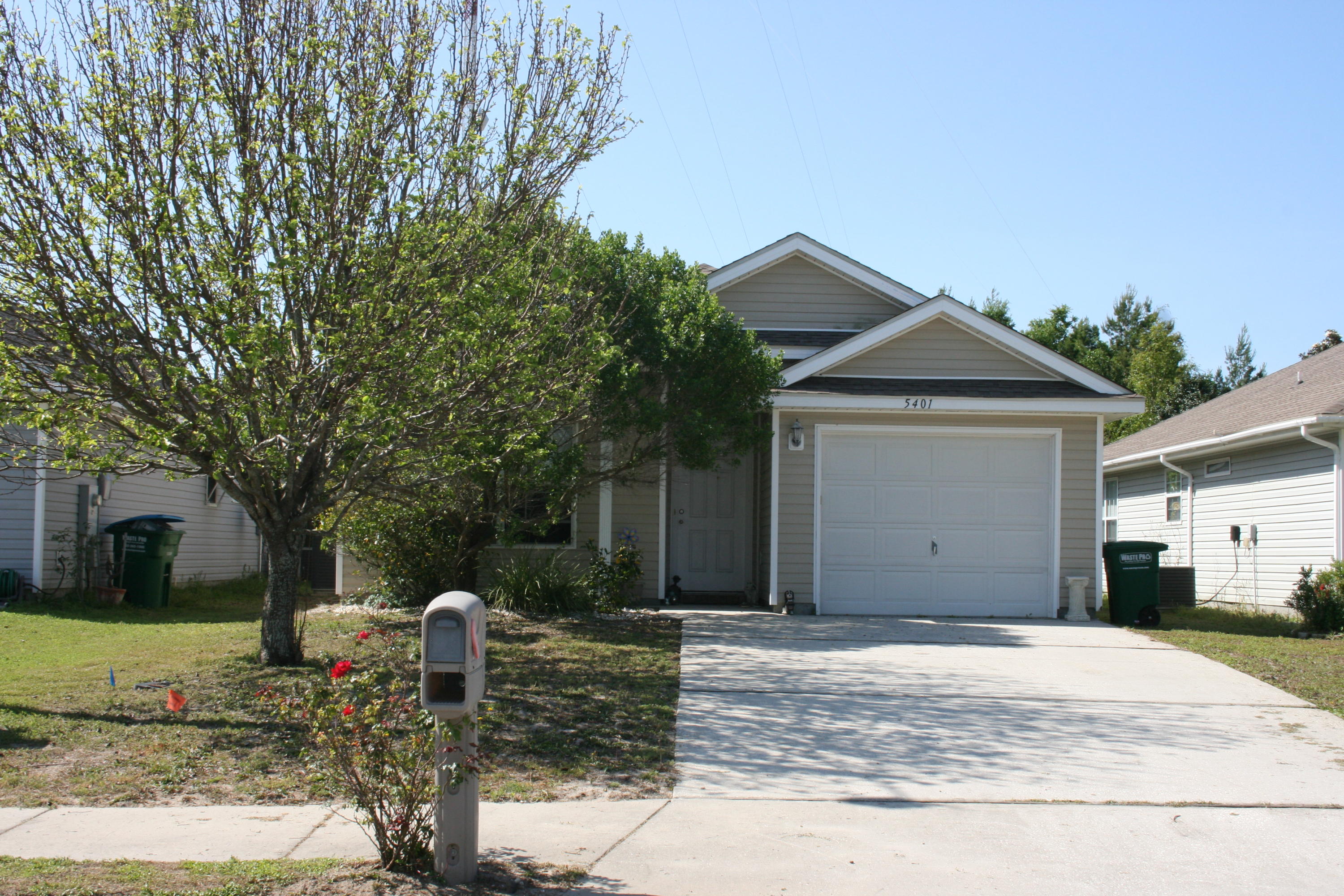 SHADOW LAKES - Residential