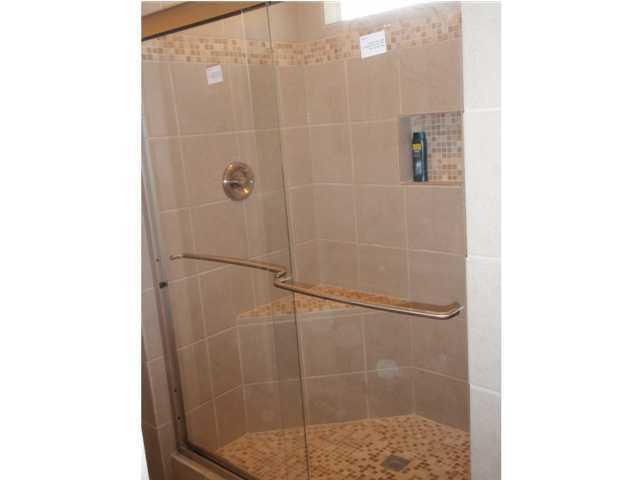 SHADOW LAKES - Residential