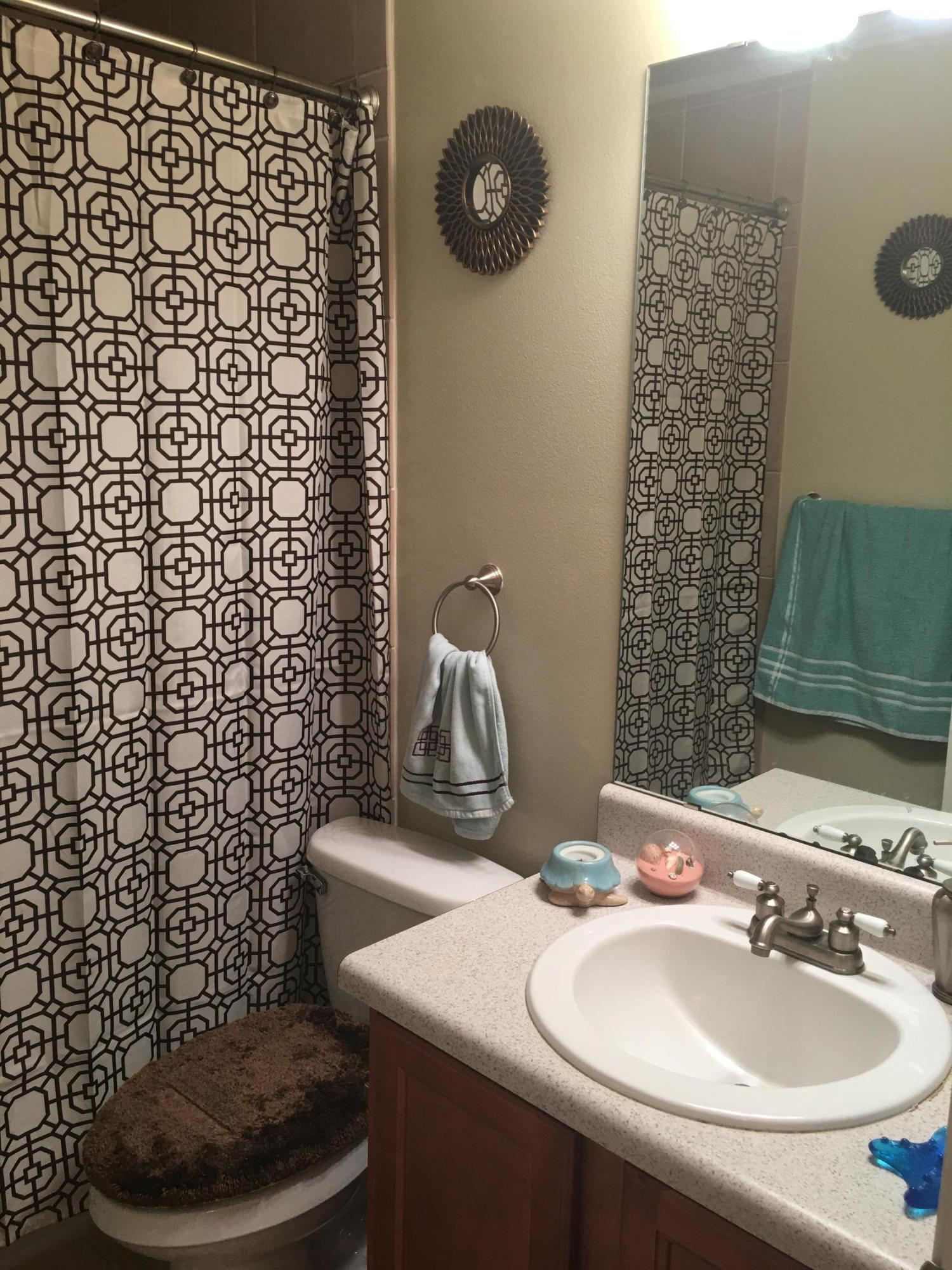 SHADOW LAKES - Residential