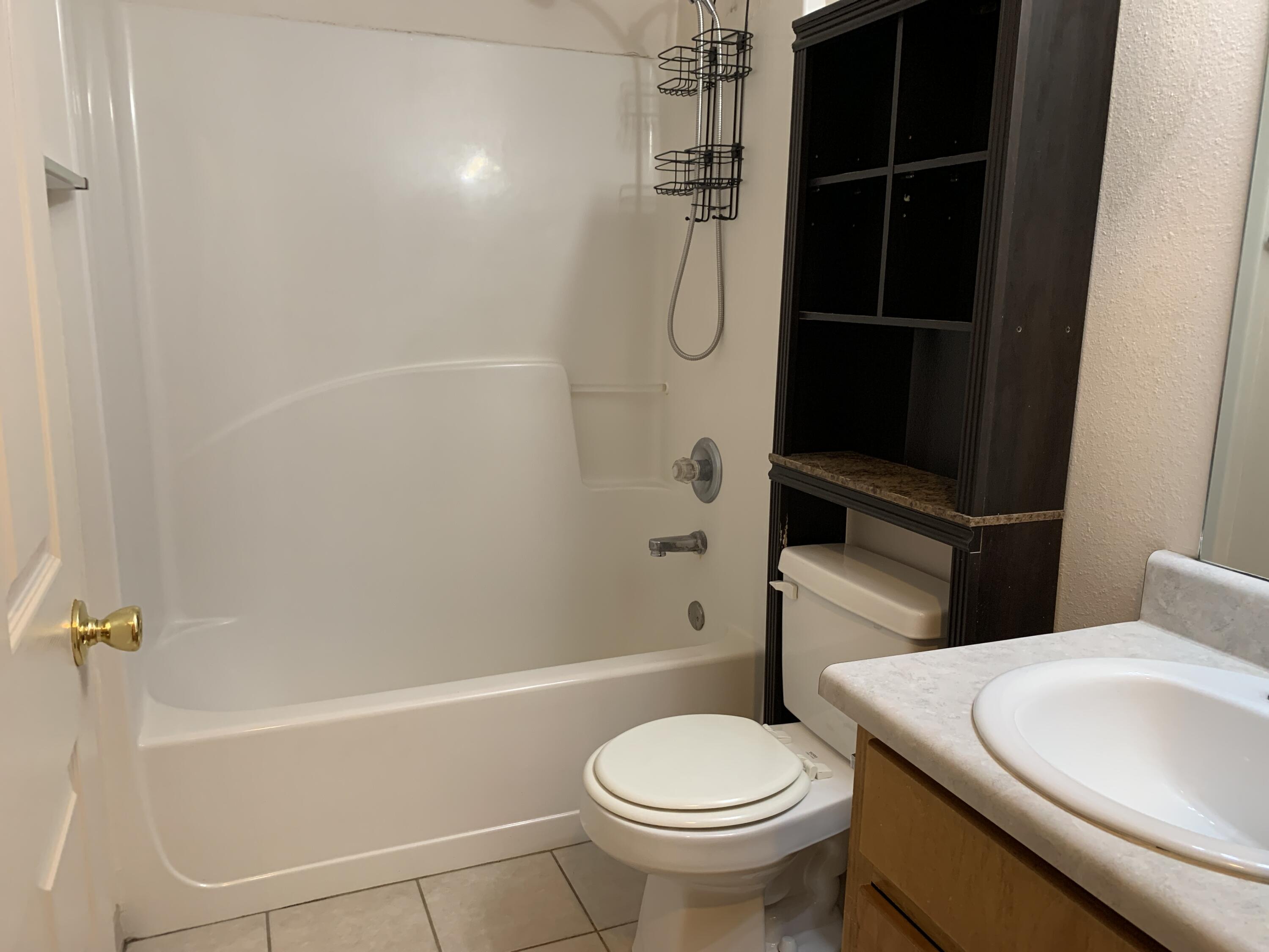 METES & BOUNDS - Residential Lease