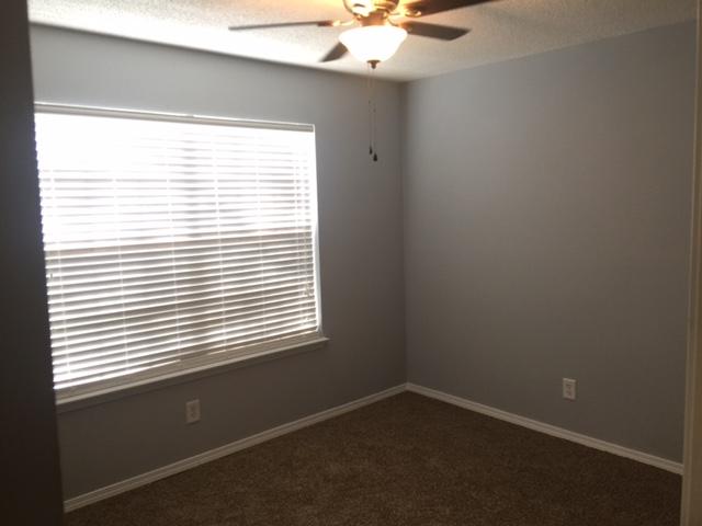 YORKTOWN AT WILLOW BEND - Residential Lease