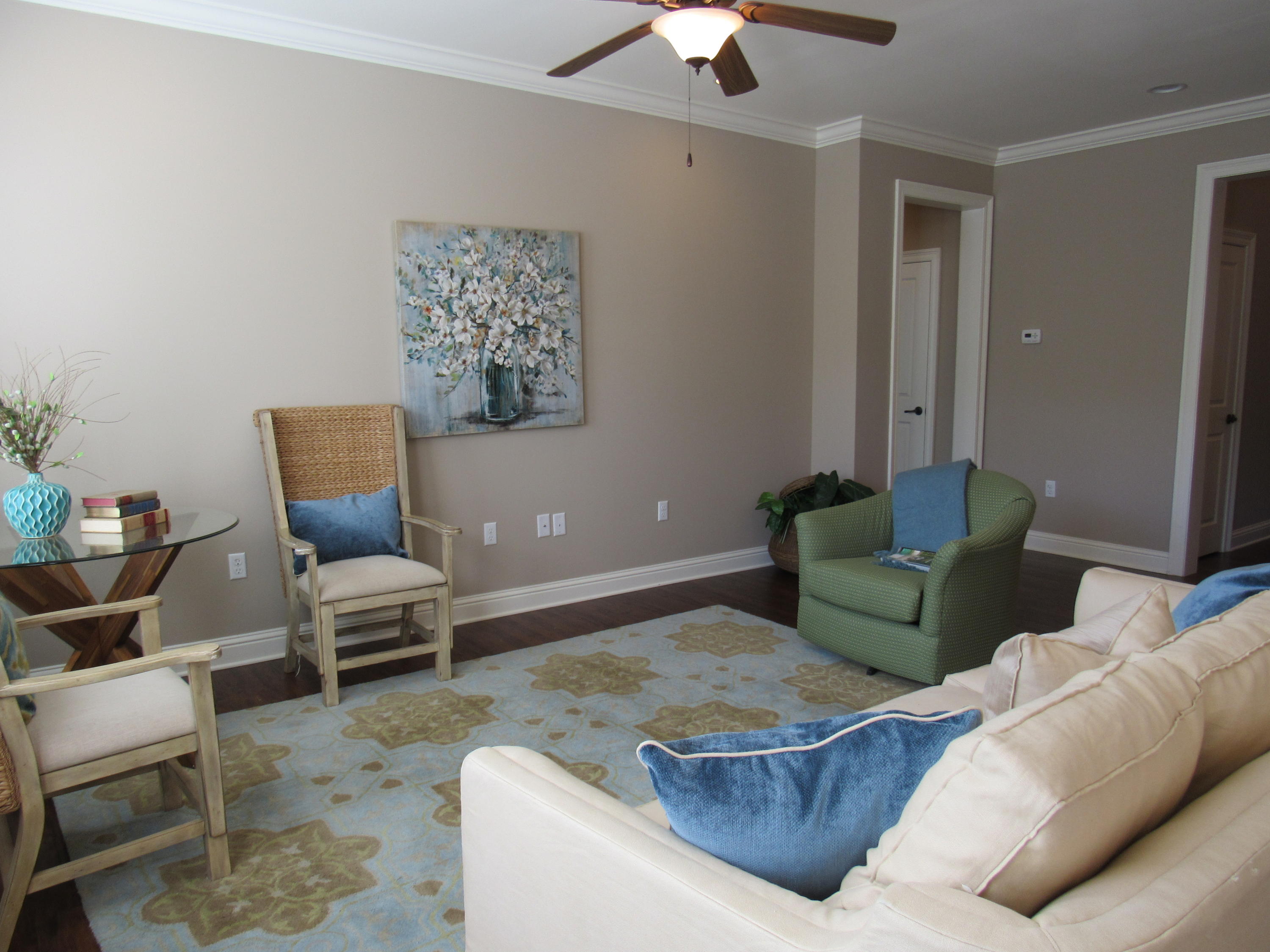 HAWK'S LANDING - Residential