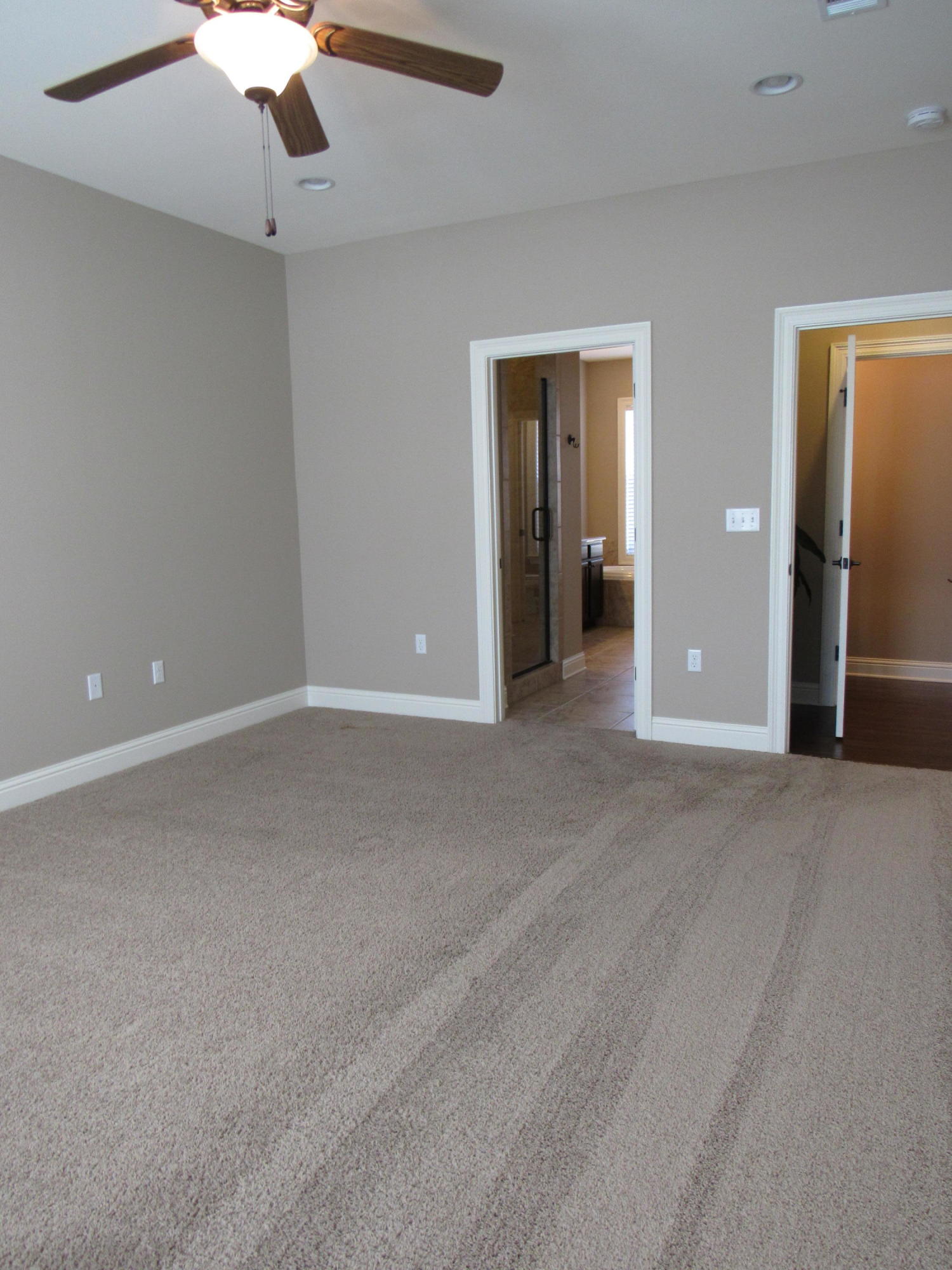 HAWK'S LANDING - Residential