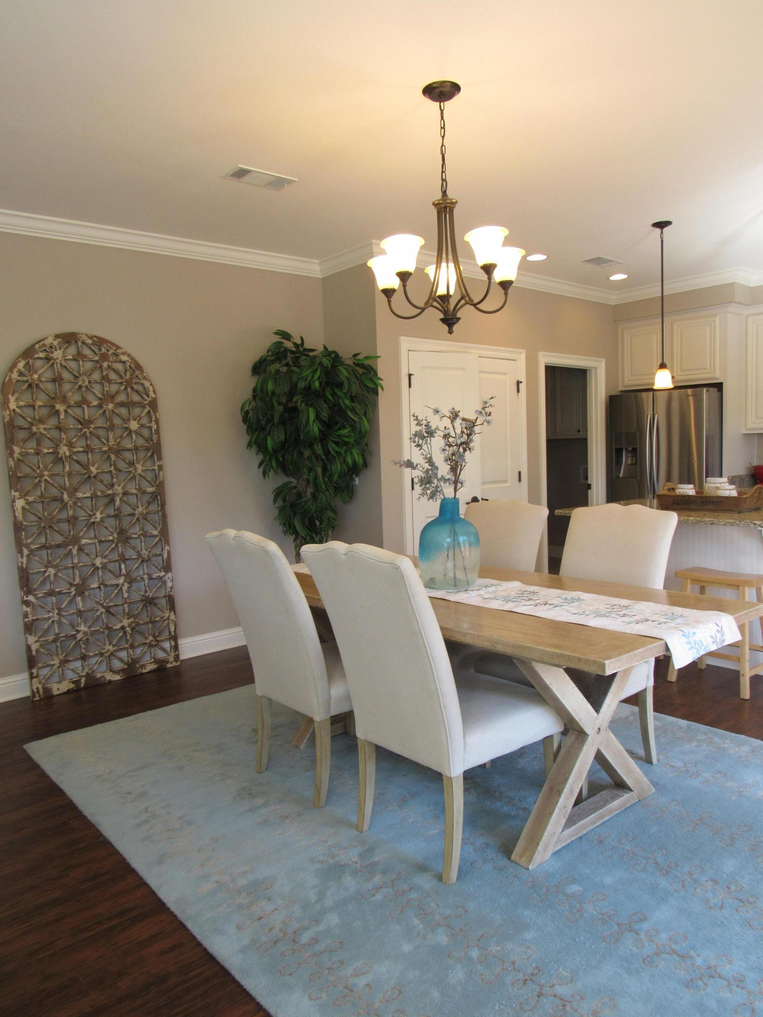 HAWK'S LANDING - Residential