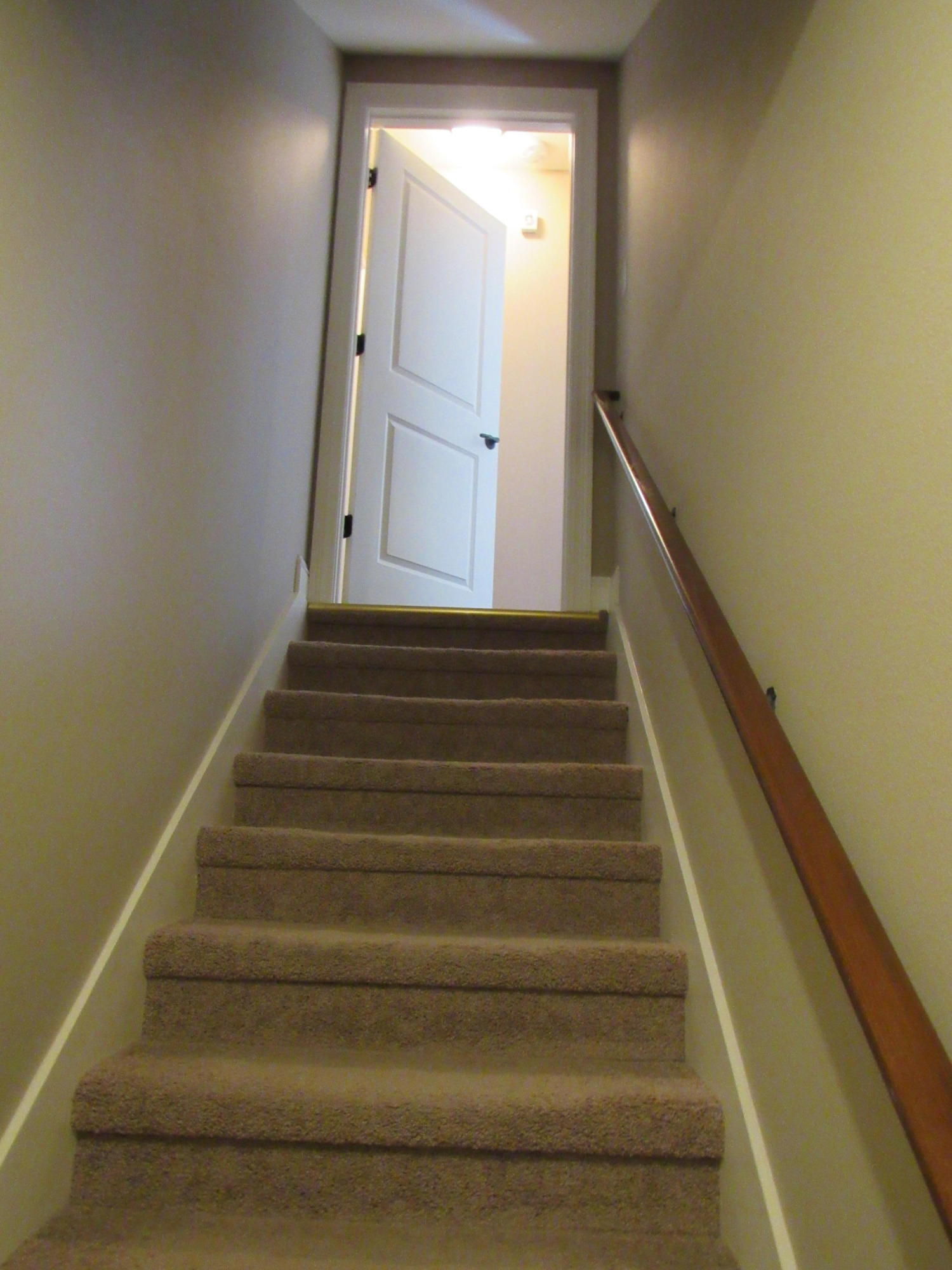 HAWK'S LANDING - Residential