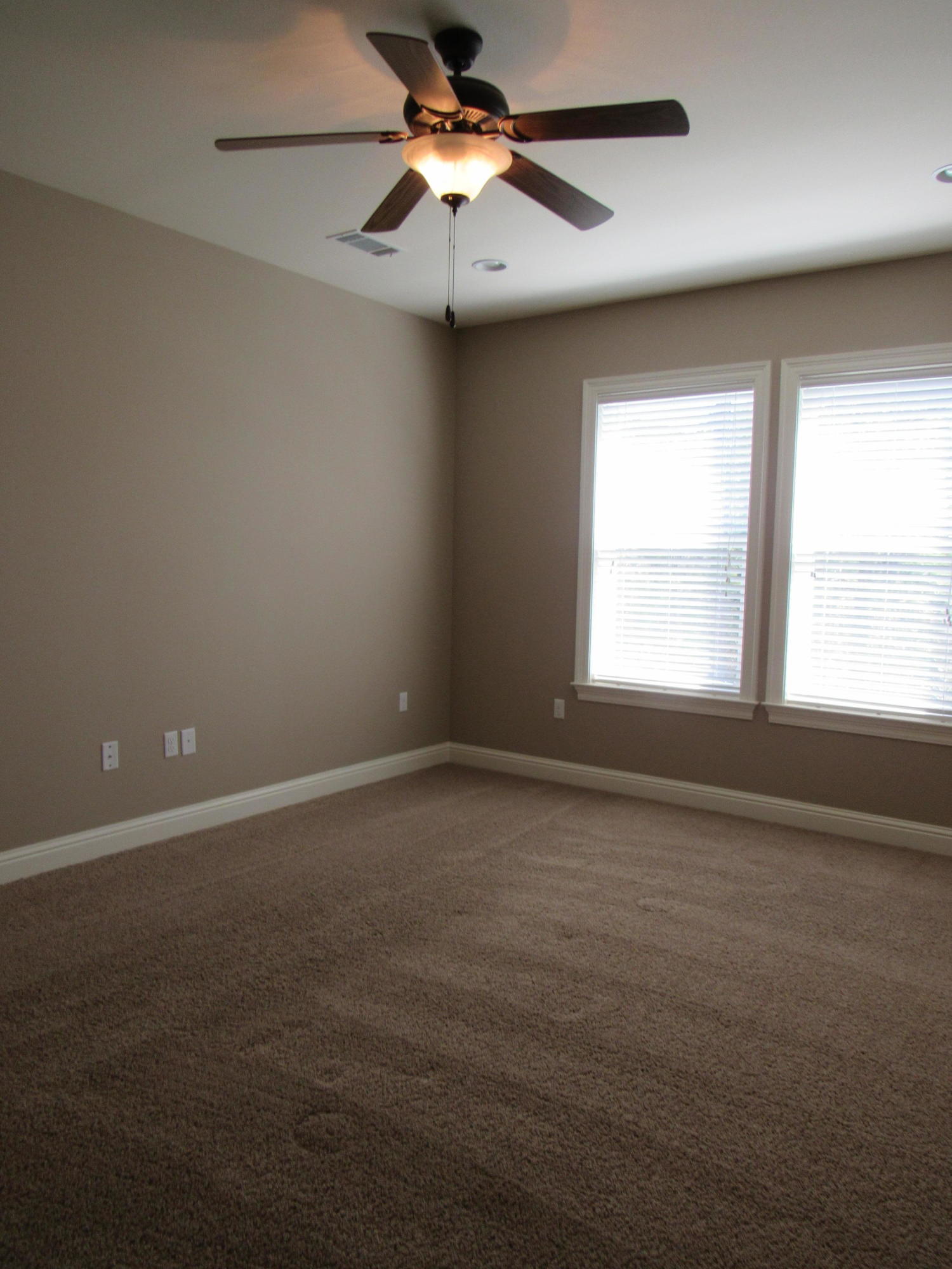 HAWK'S LANDING - Residential