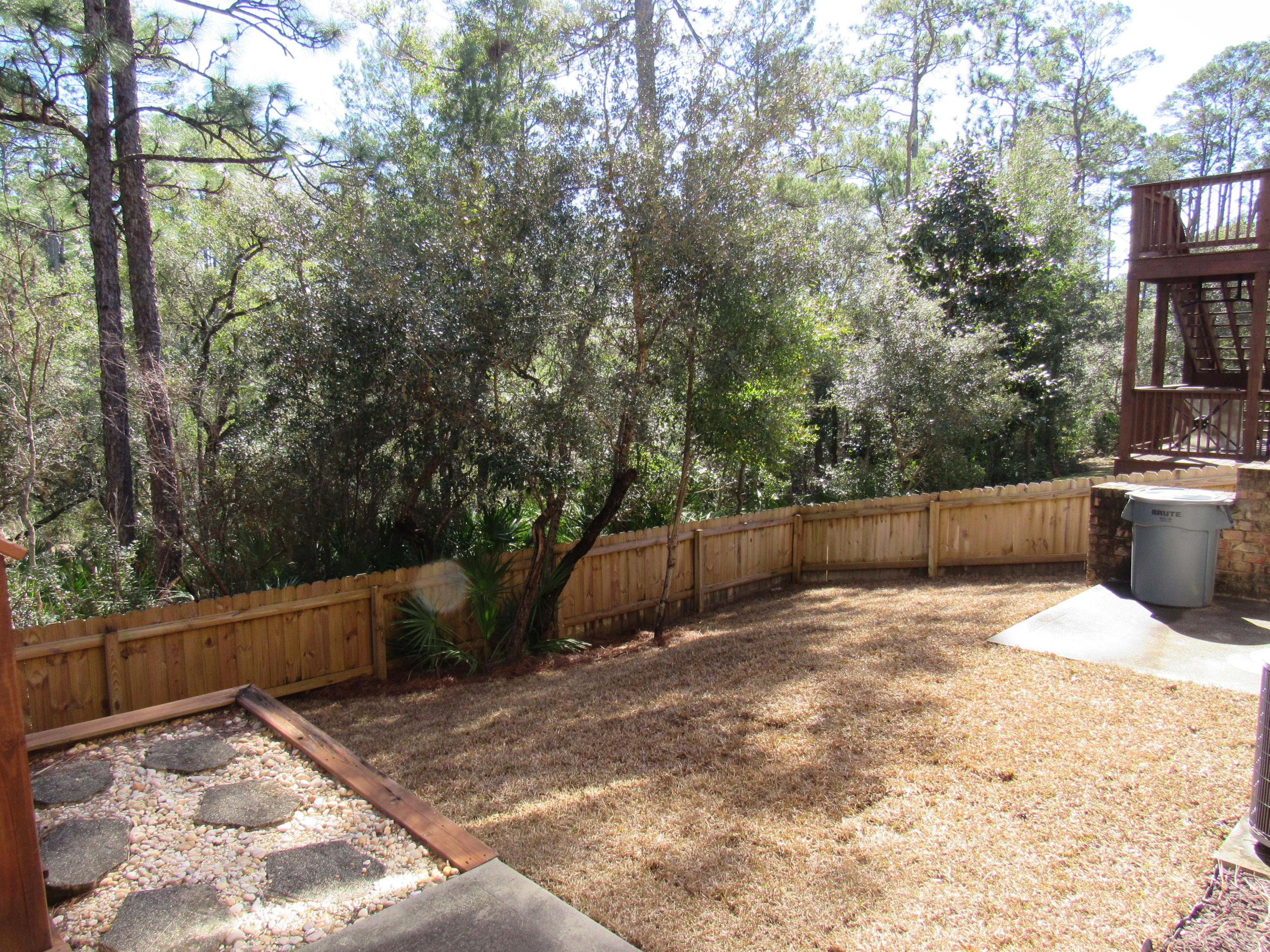 HAWK'S LANDING - Residential