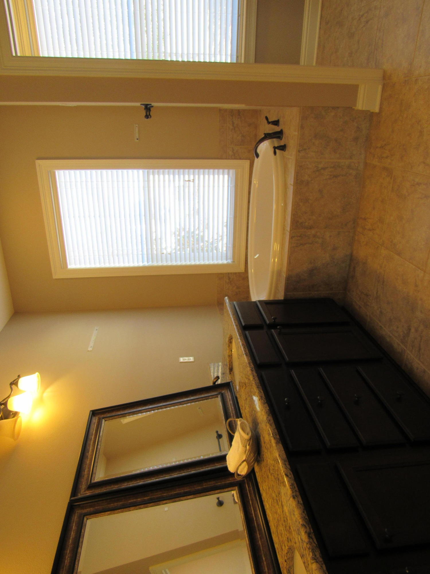 HAWK'S LANDING - Residential