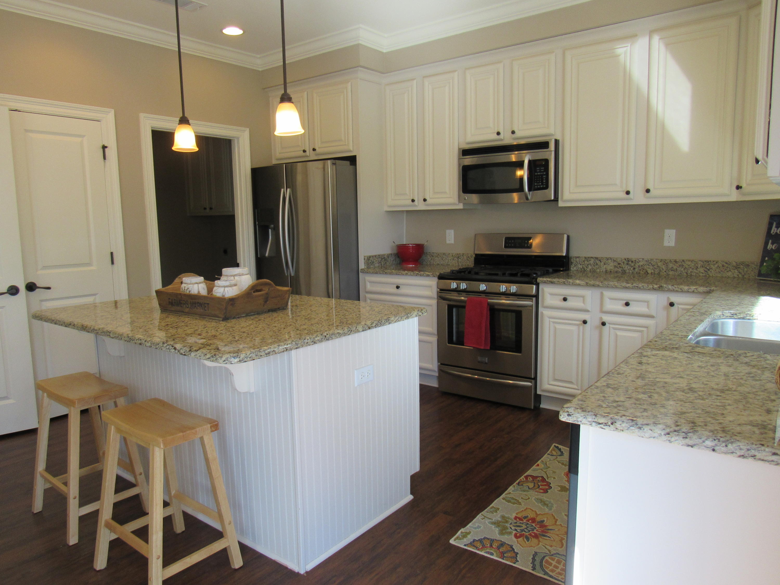 HAWK'S LANDING - Residential