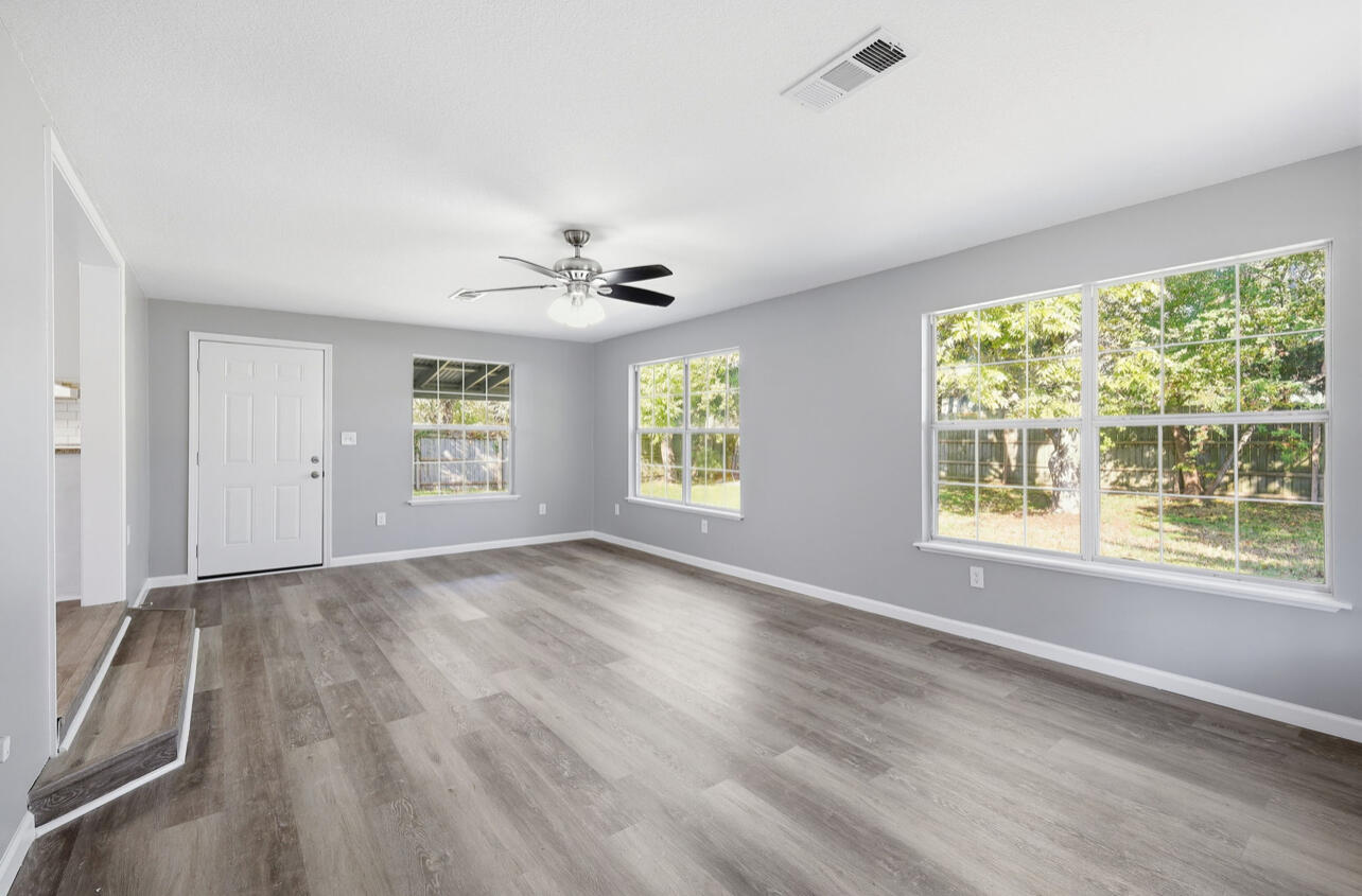 OAKLAND HEIGHTS - Residential