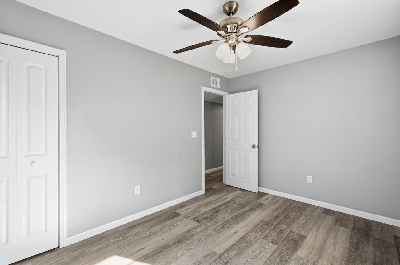 OAKLAND HEIGHTS - Residential