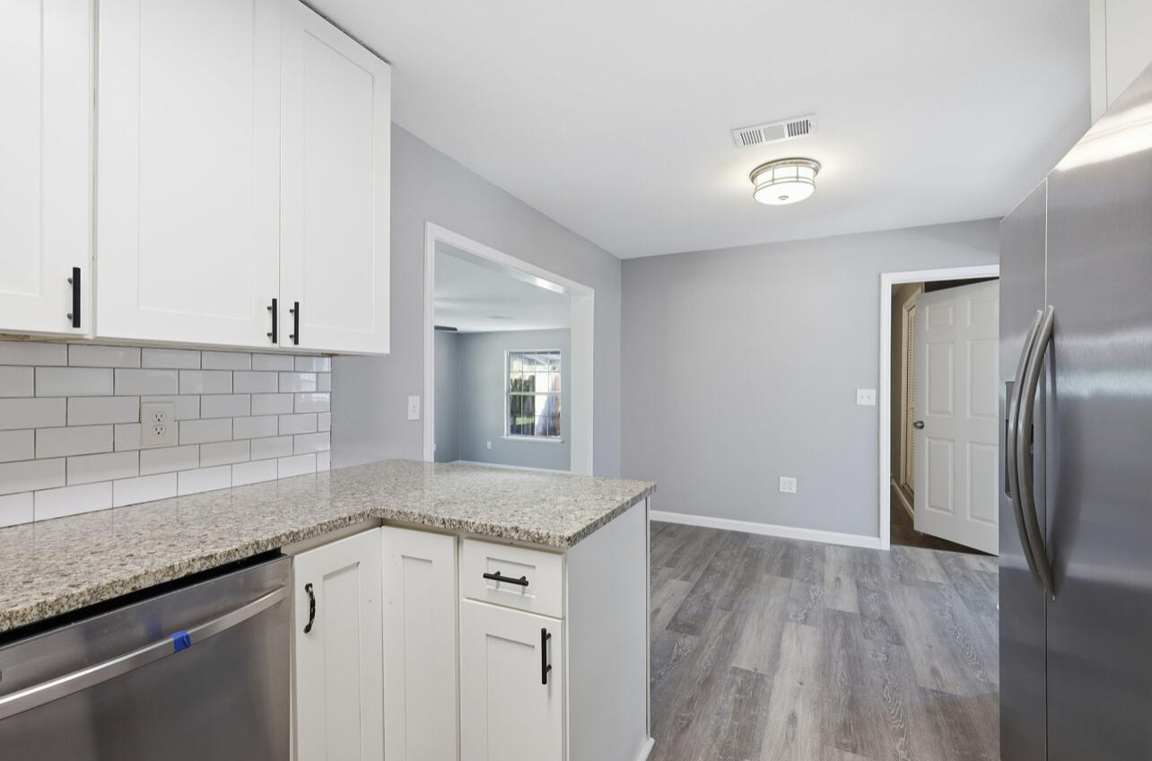 OAKLAND HEIGHTS - Residential