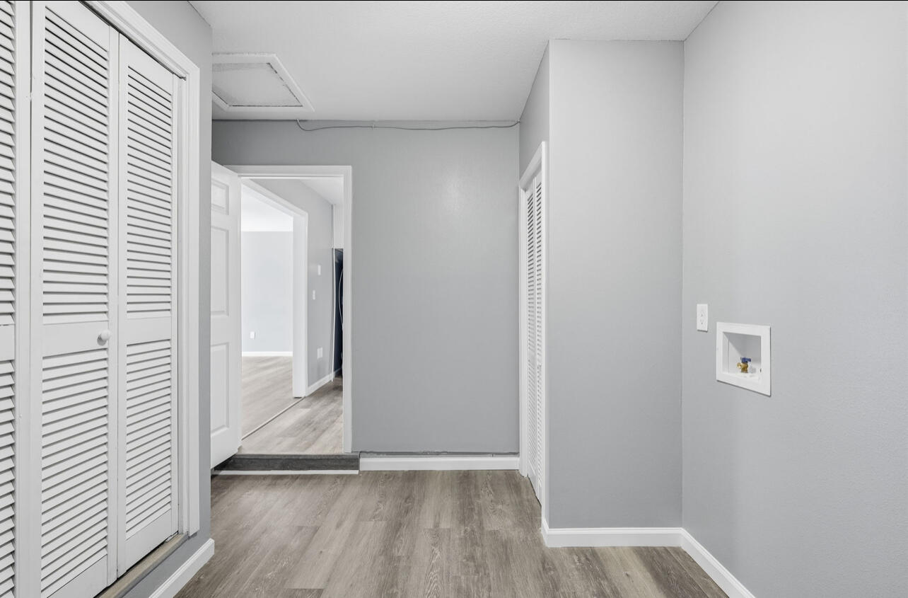 OAKLAND HEIGHTS - Residential