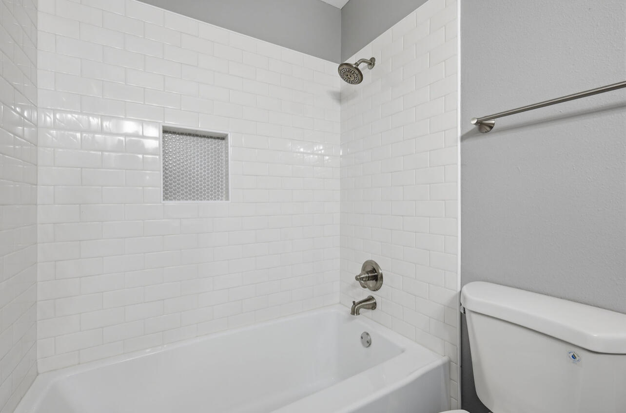 OAKLAND HEIGHTS - Residential