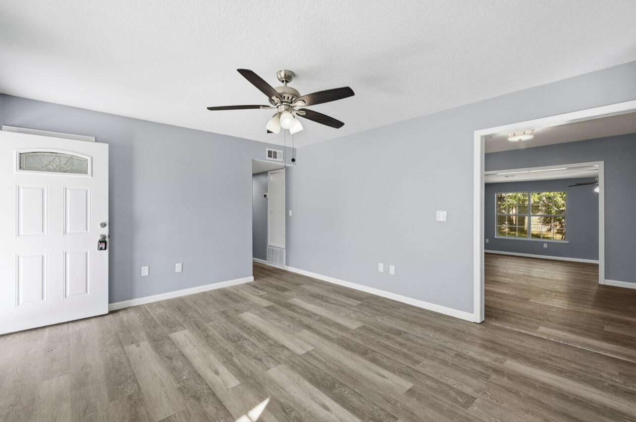 OAKLAND HEIGHTS - Residential