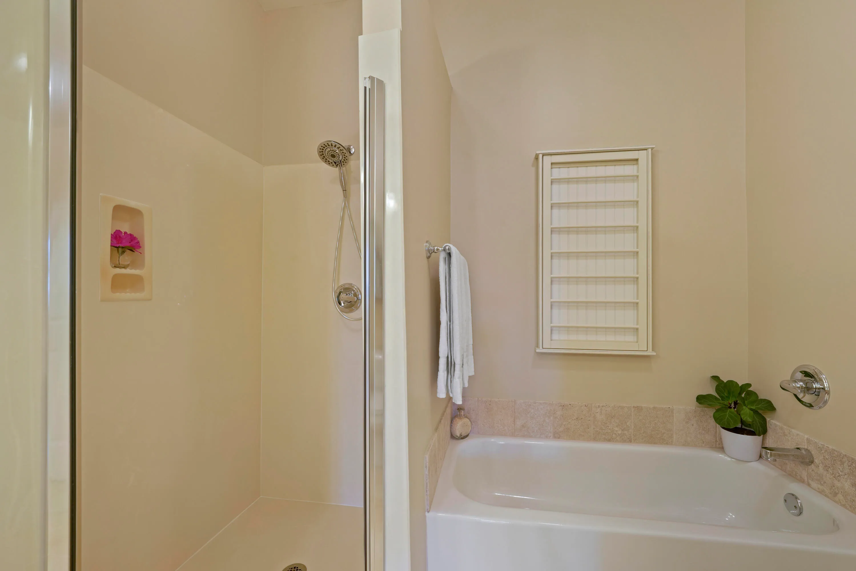 Santa Rosa Beach, Florida 32459, United States, 3 Bedrooms Bedrooms, ,2 BathroomsBathrooms,Residential,Active,98082