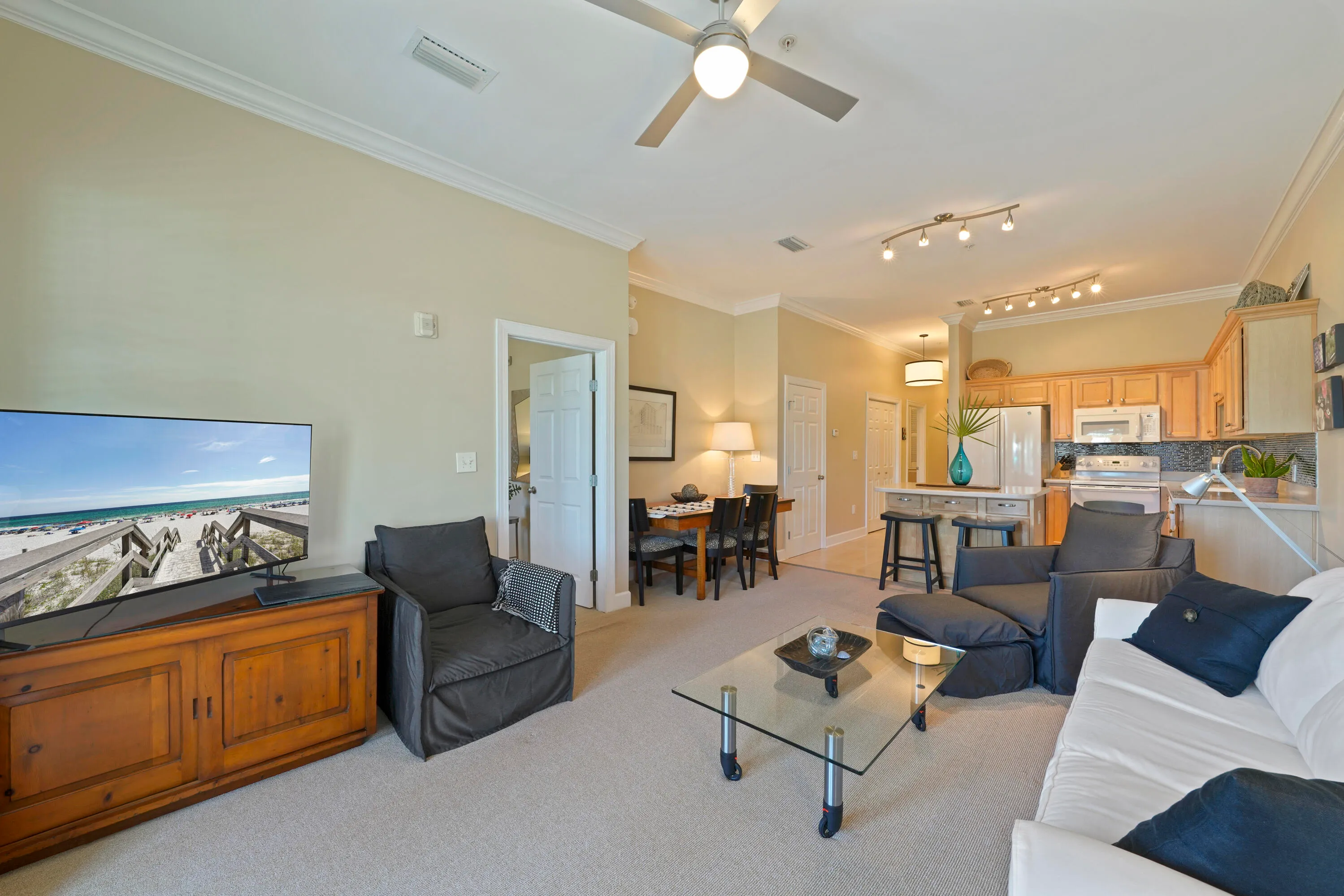 Santa Rosa Beach, Florida 32459, United States, 3 Bedrooms Bedrooms, ,2 BathroomsBathrooms,Residential,Active,98082