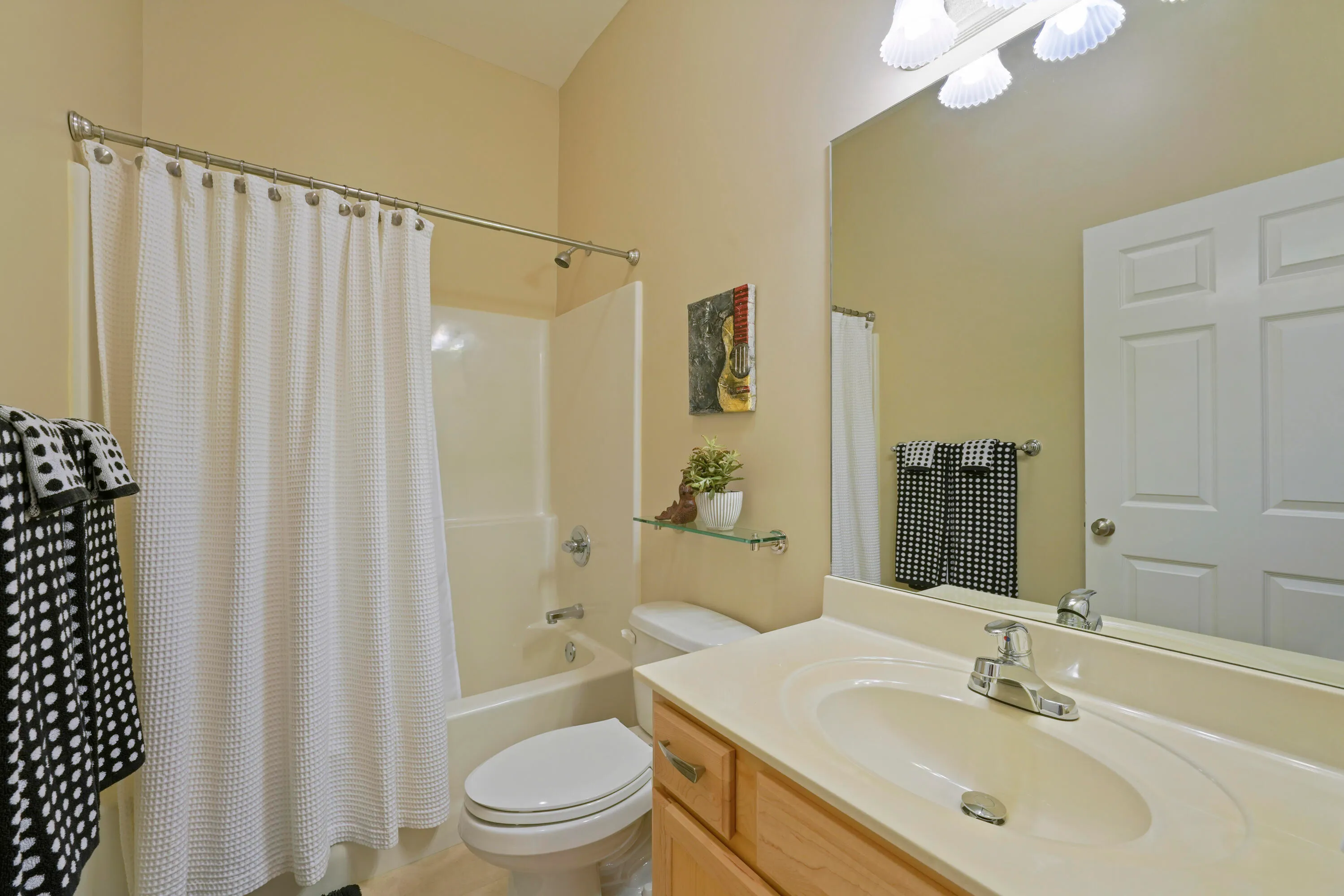 Santa Rosa Beach, Florida 32459, United States, 3 Bedrooms Bedrooms, ,2 BathroomsBathrooms,Residential,Active,98082