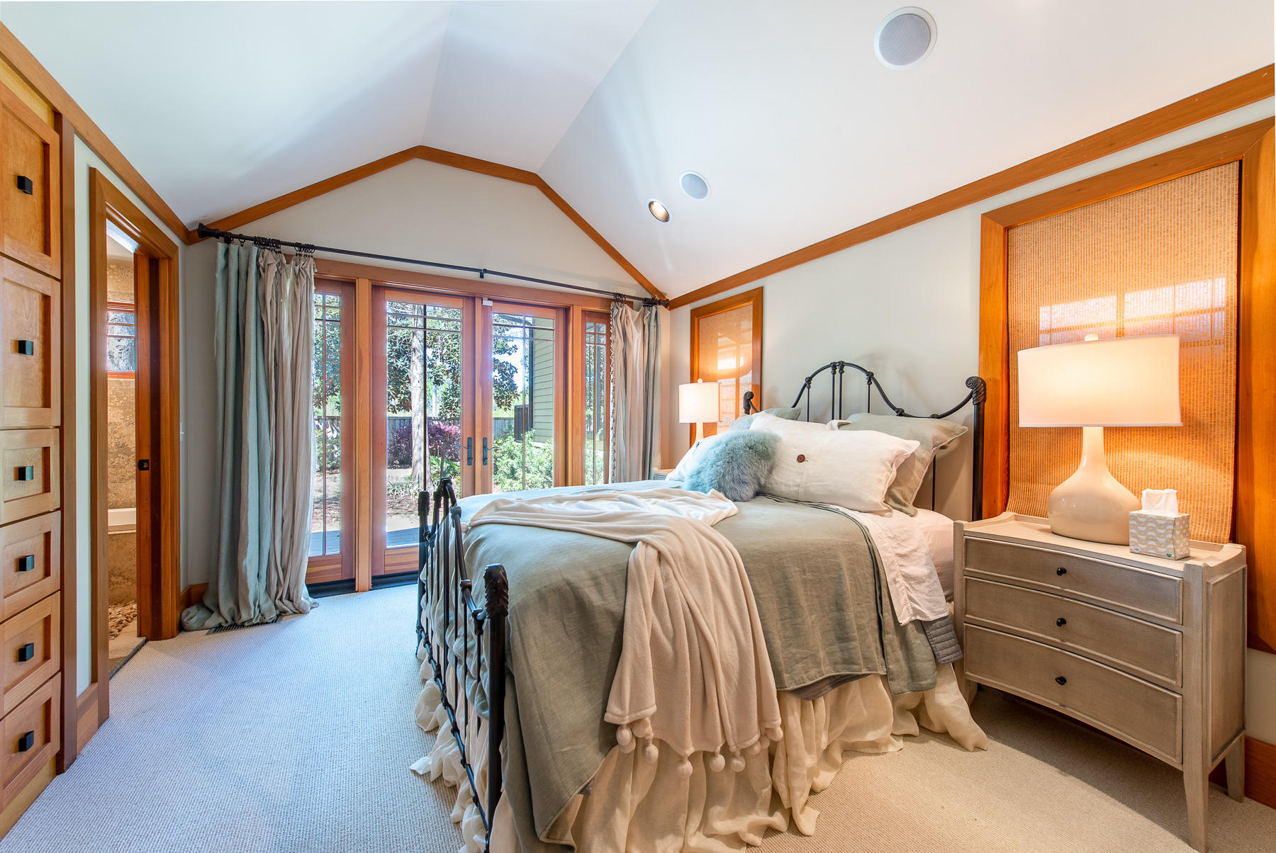 WILD HERON - Residential