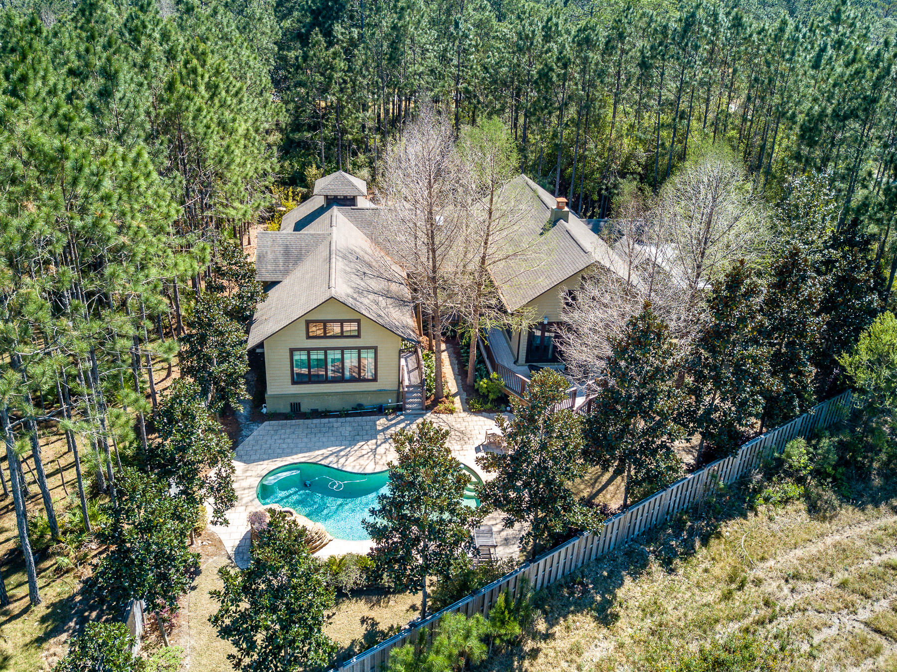 WILD HERON - Residential