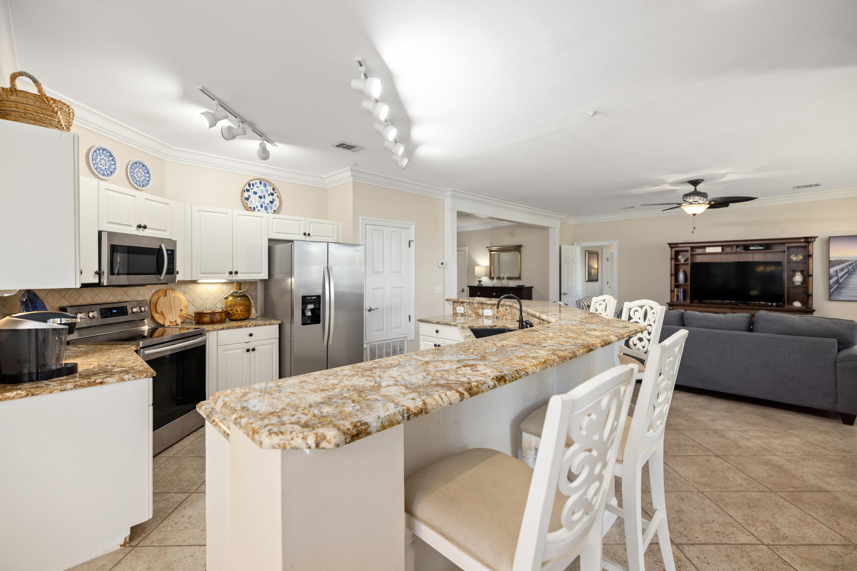 TURNBERRY VILLAS CONDO - Residential