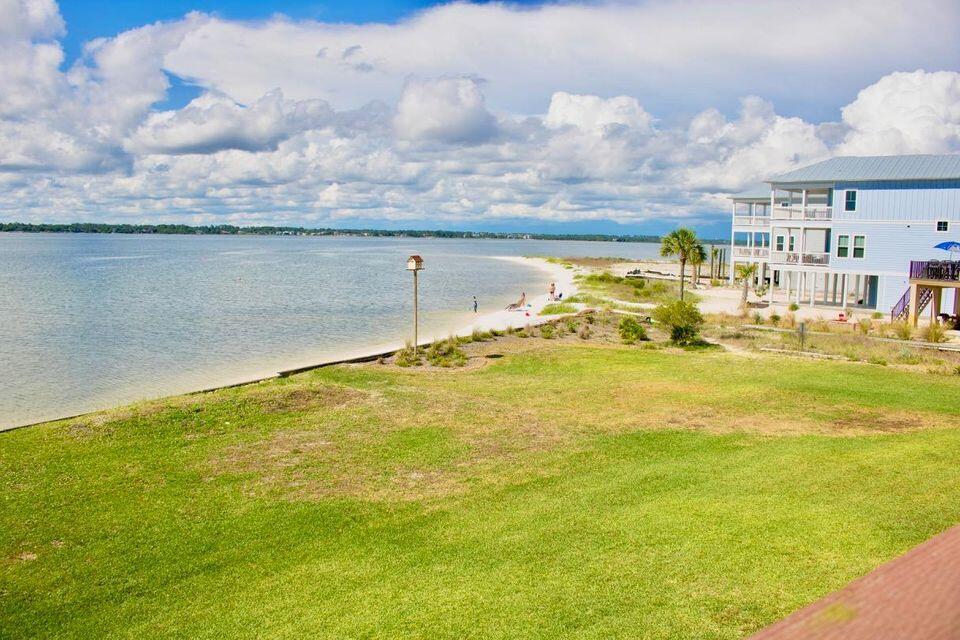 THE PALMS OF SUNSET HARBOR CONDOMINIUM - Residential