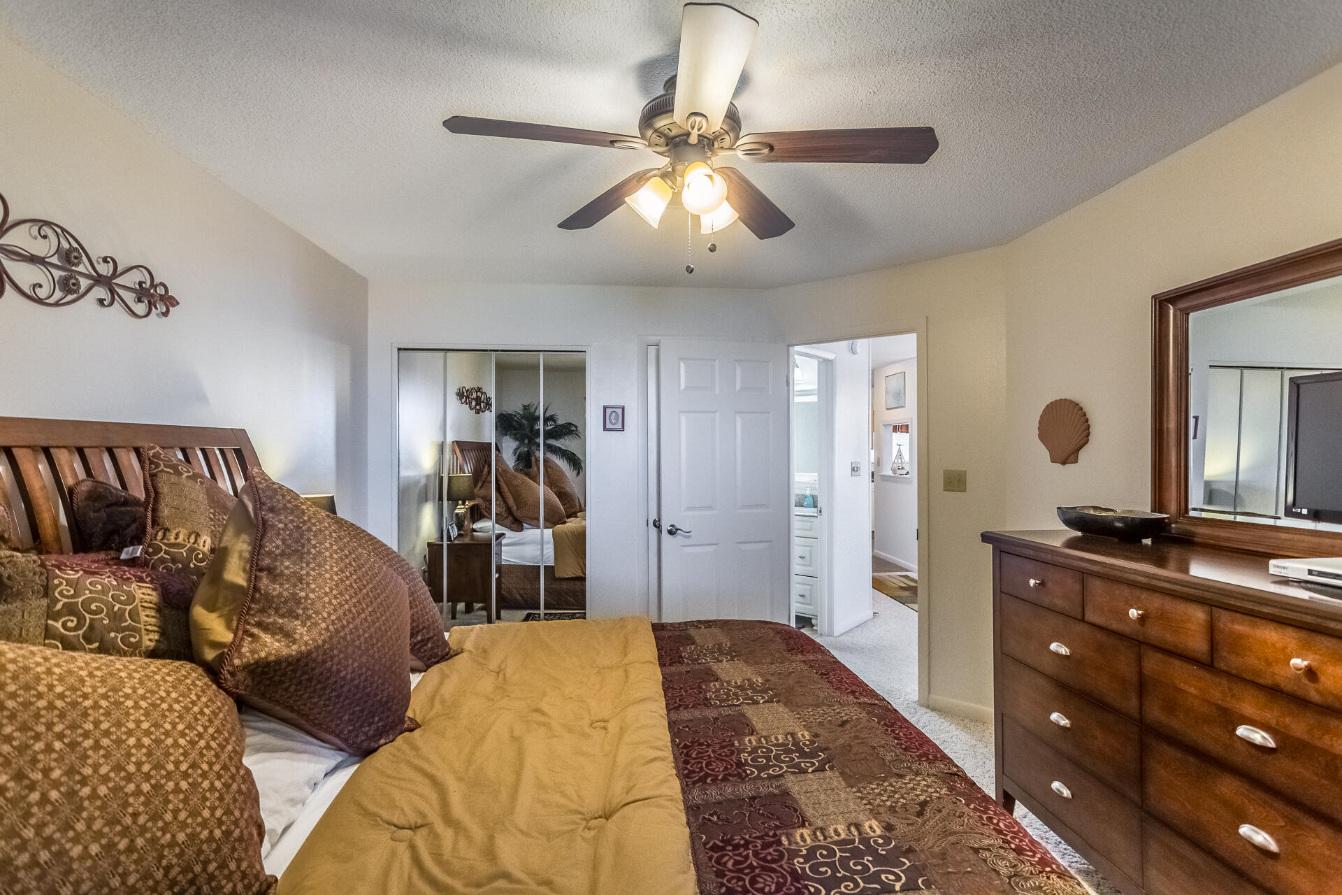 THE PALMS OF SUNSET HARBOR CONDOMINIUM - Residential