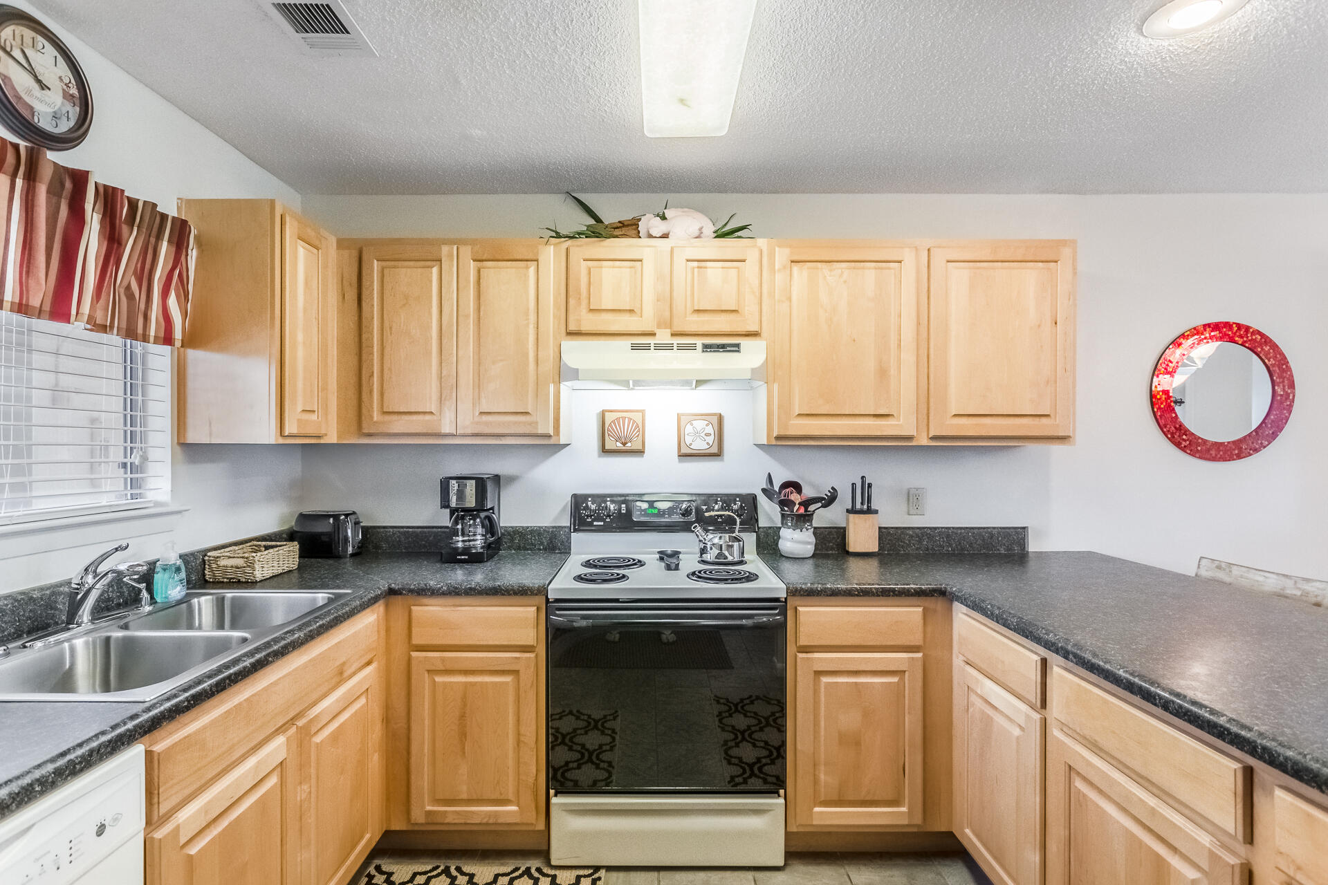 THE PALMS OF SUNSET HARBOR CONDOMINIUM - Residential