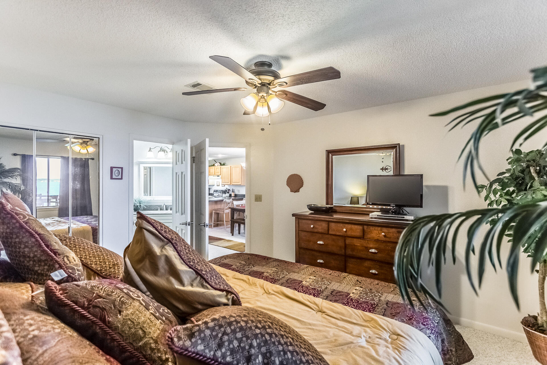 THE PALMS OF SUNSET HARBOR CONDOMINIUM - Residential