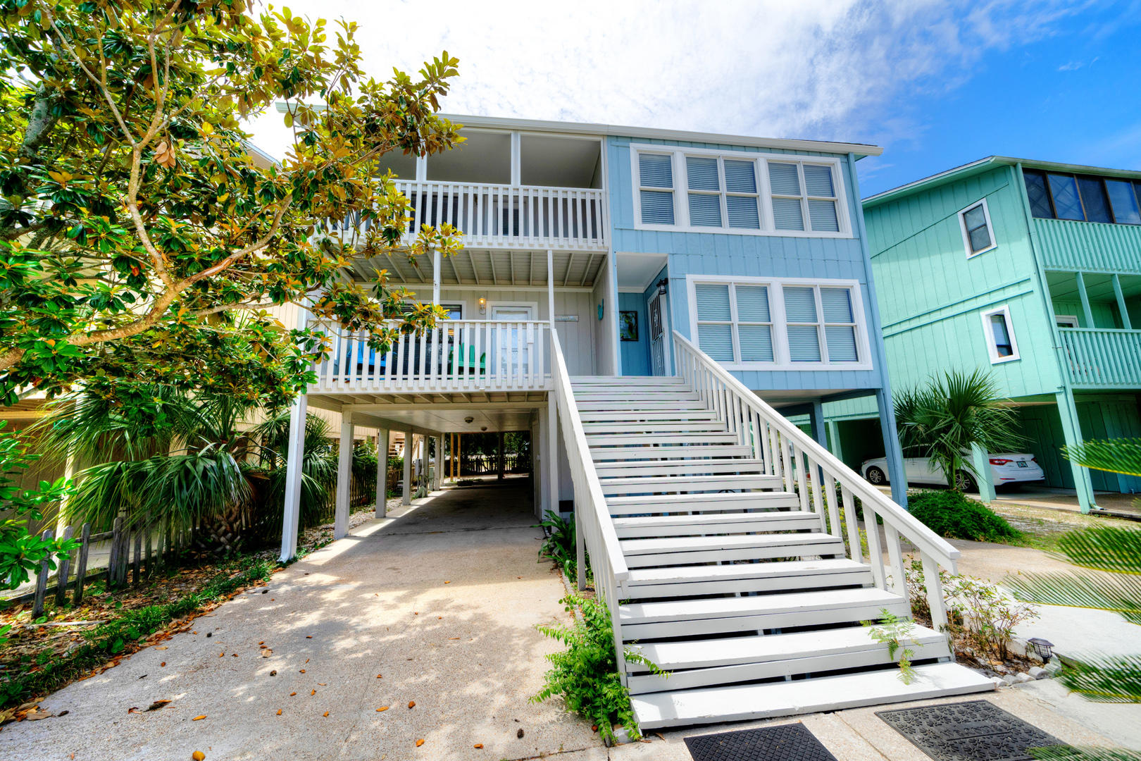 Impressive newly renovated Pirate's Cove Inlet townhome with private community boat ramp. Kayak and Paddleboard over to the beach at Phillips Inlet and Camp Helen State Park! You'll love this nostalgic little community that gives you substantial views and access to the largest coastal dune lake in Florida and North America covering almost 800 acres, Lake Powell.Best of all it conveys turn key rental ready... Call us to schedule a private tour for you!(all information is deemed to correct,buyer to verify )