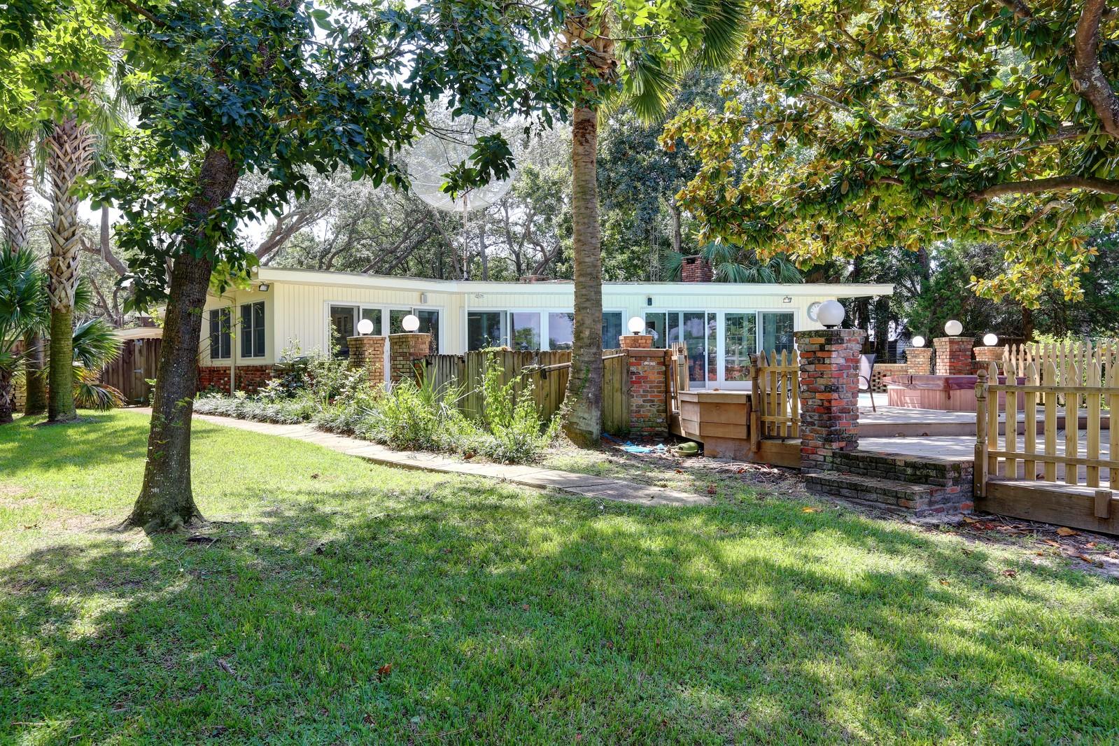 WOODLAWN UNIT 2 - Residential