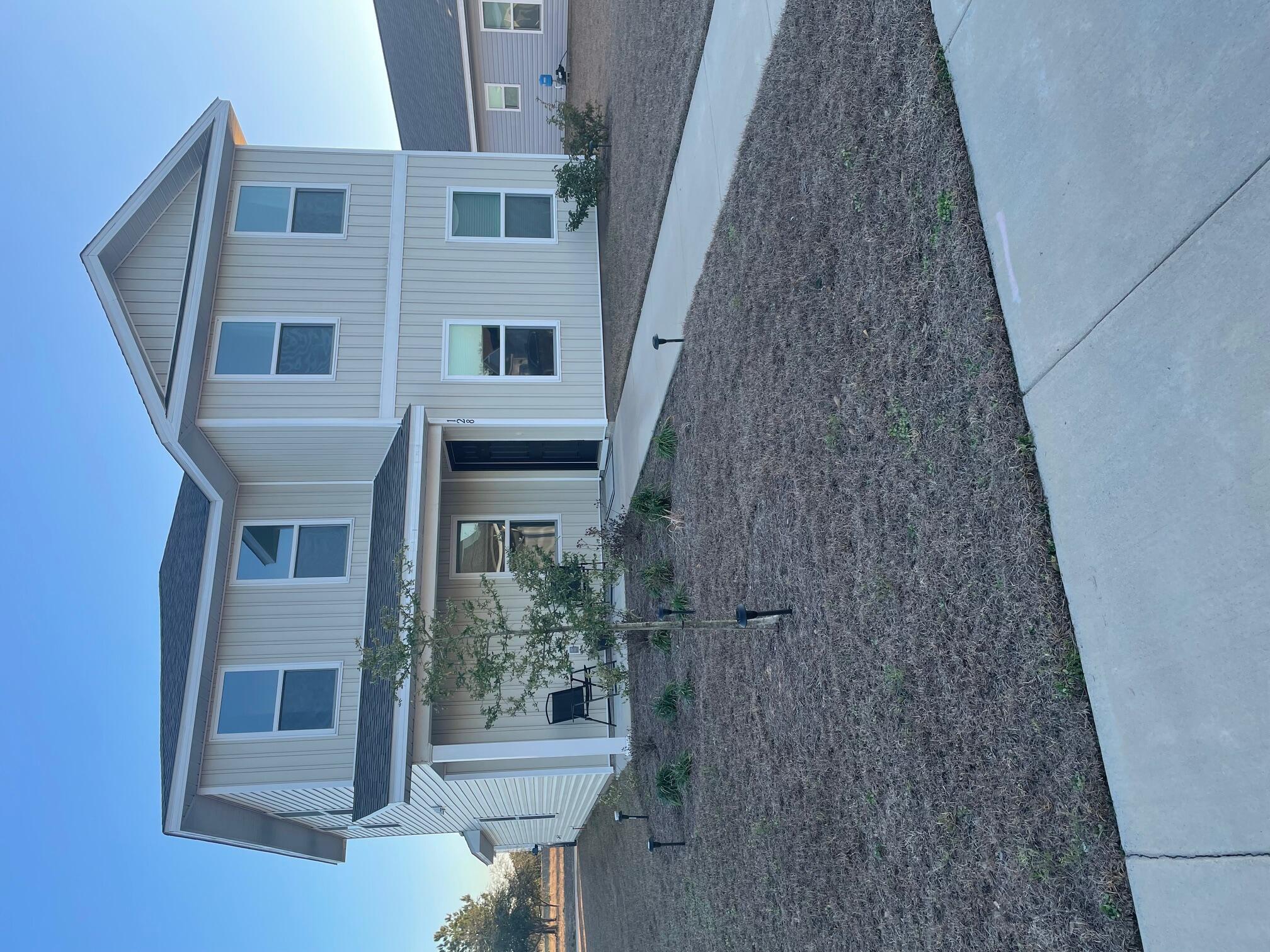 Owl's Head East - Residential Lease